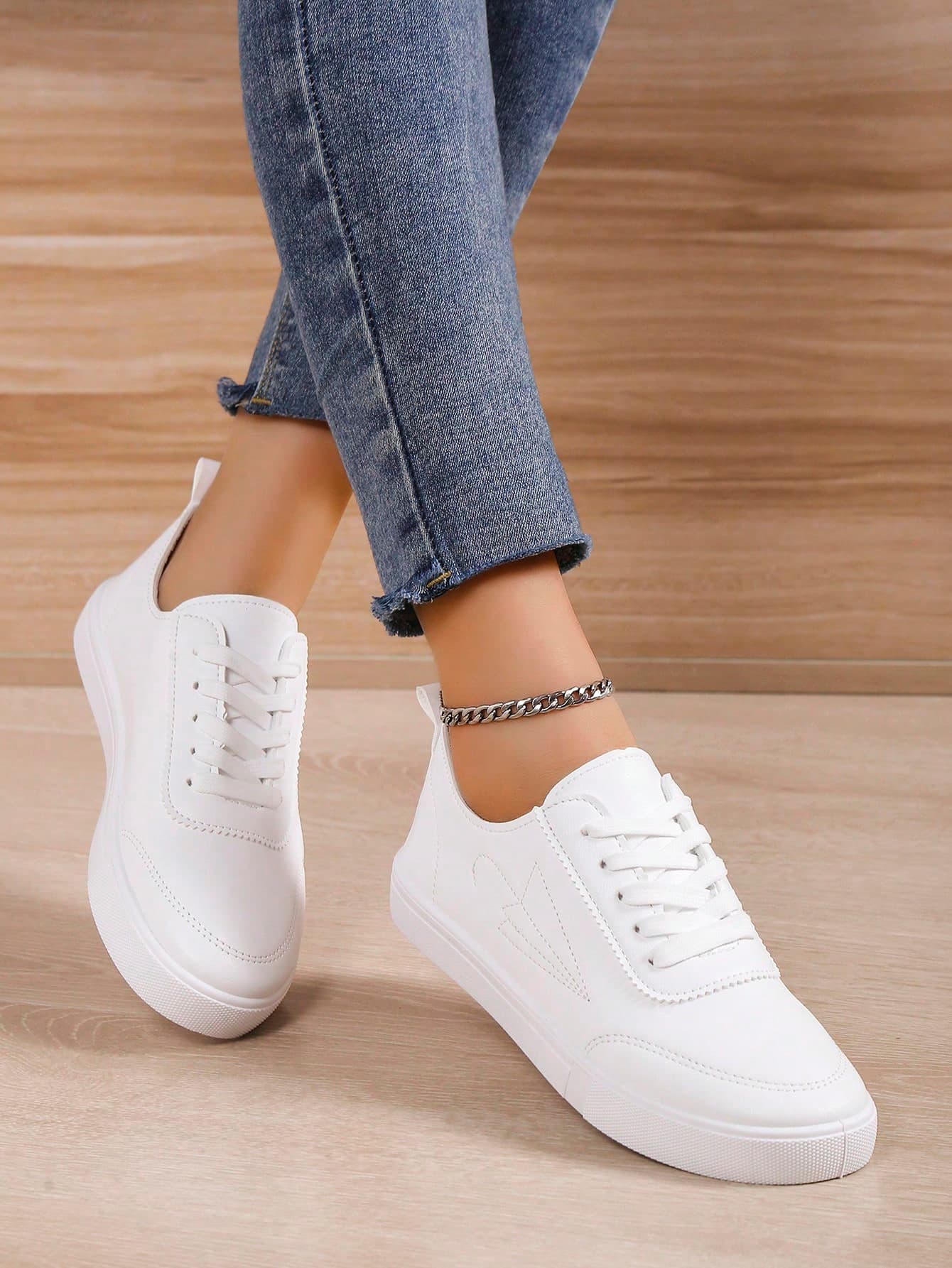 Women's White Sneakers, Thick Soled Platform Casual Sports Shoes, Non-Slip Increase Height Leather Student Shoes