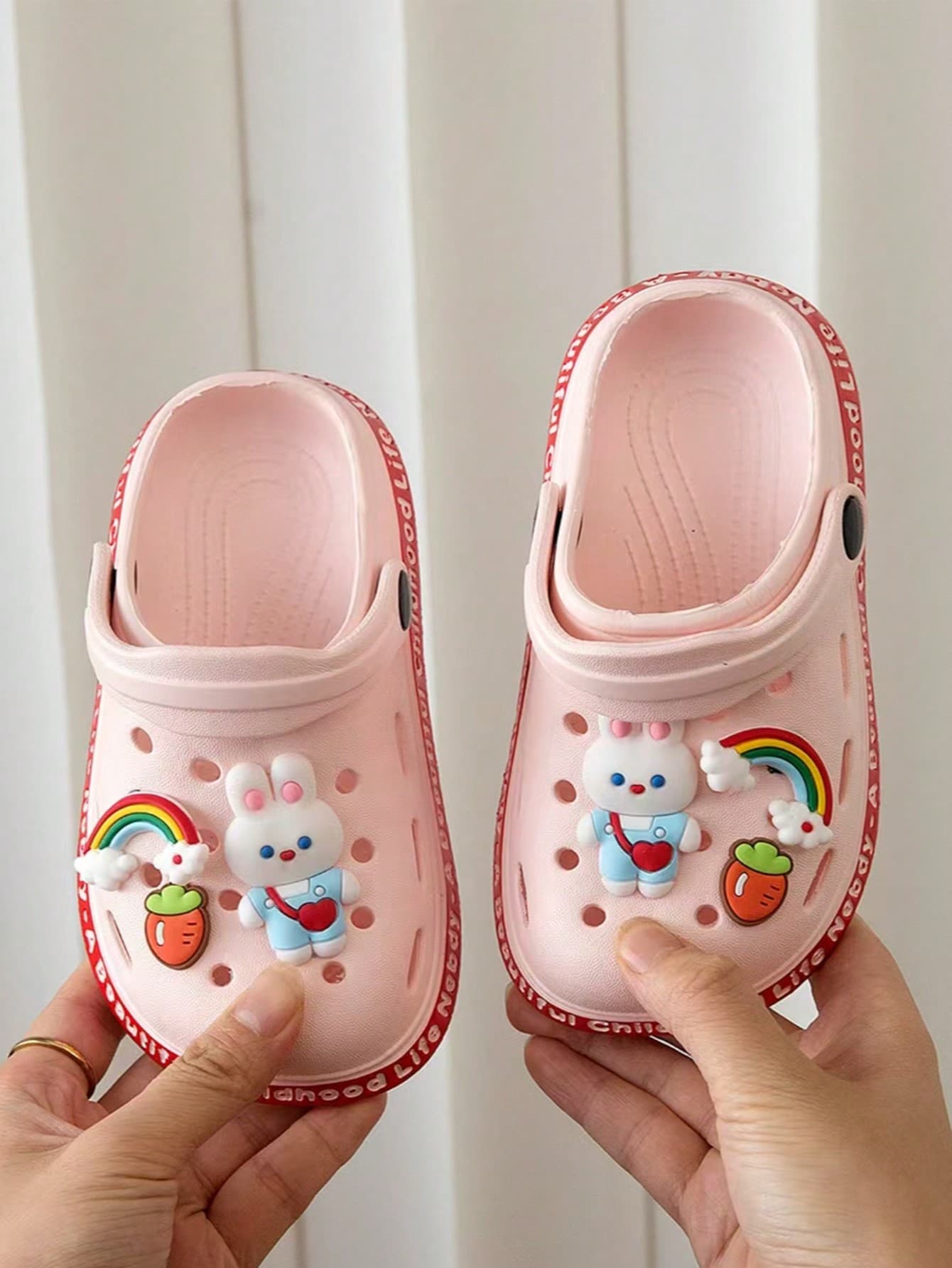 HAHABOBO Unisex Kids Cartoon Bunny Rainbow EVA Platform Clogs, Light Flat Slip On Garden Sandals, All Season Indoor Outdoor Slides For Summer Autumn