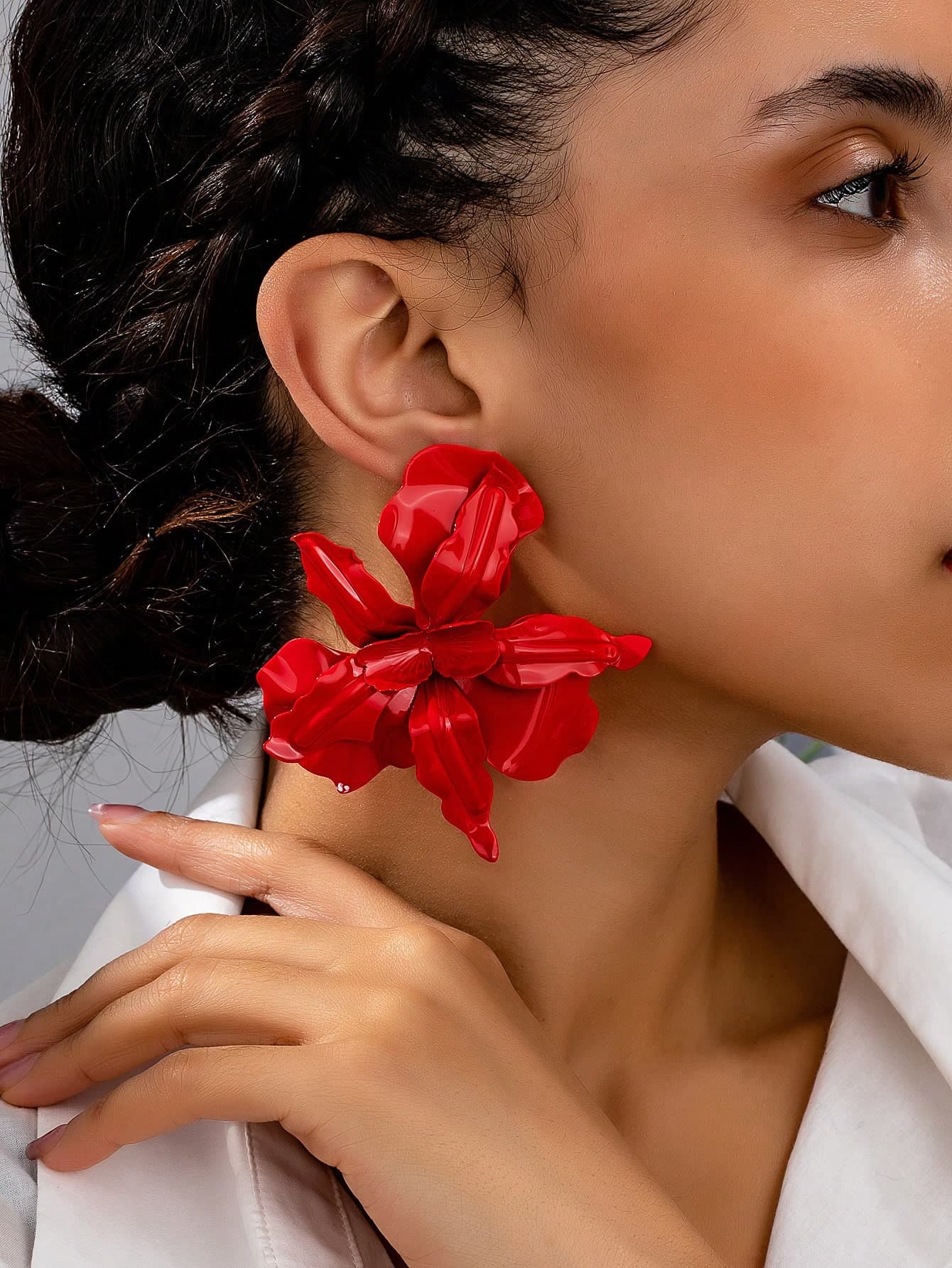 1 Pair Vacation Style Metal Flower Pendant Earrings, Suitable For Women's Daily And Party Outfits, Flower Design Is Random