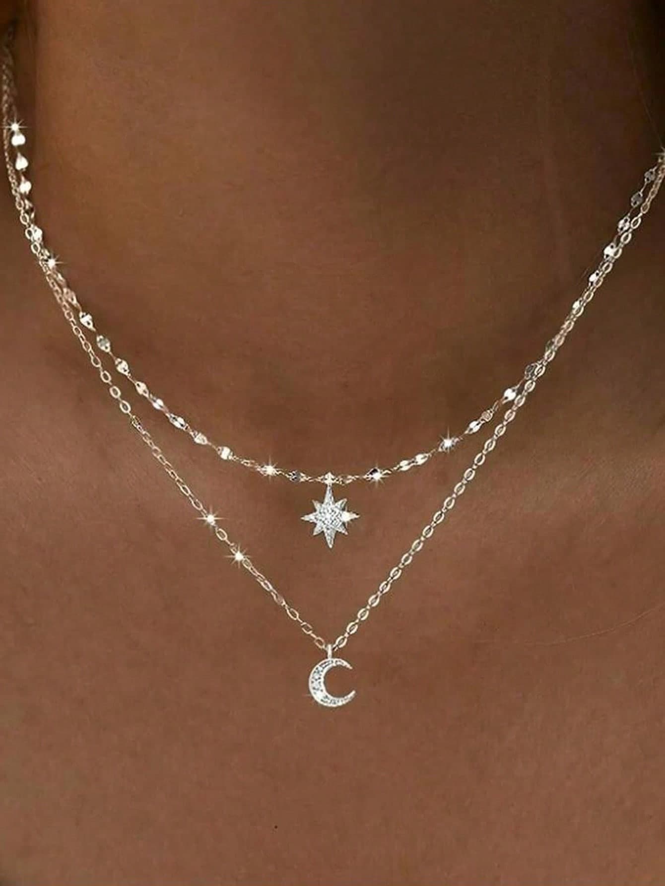 1pc Unique European & American Style Gold Rhinestone Pendant Necklace, Stainless Steel Clasp Clavicle Chain, Suitable For Daily Wear, Dates And Parties