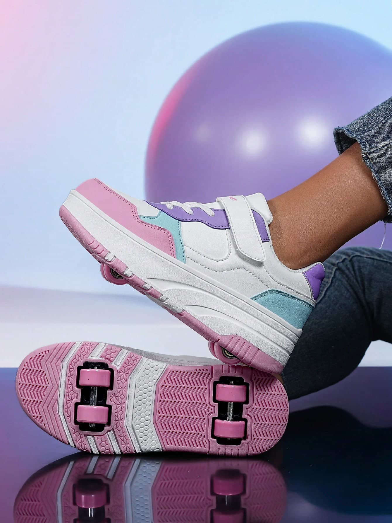 Children's Fashion Hook And Loop Roller Skate Shoes, Unisex Comfortable Outdoor Casual Shoes With Wheels For Students