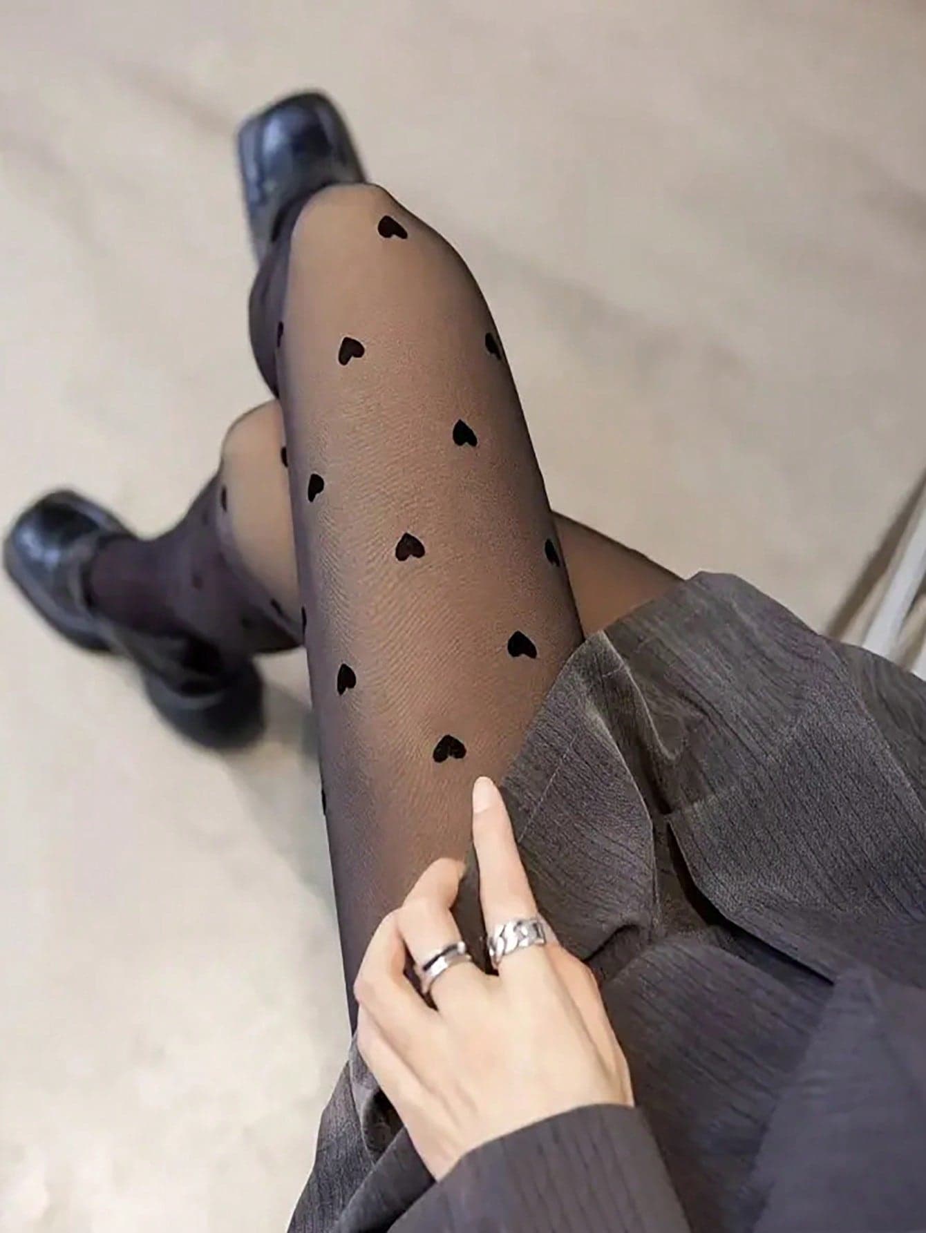 1pc Women's 100g Sexy Nylon Stockings, Black Tight-Fitting Pantyhose, High Elasticity Fashionable Slimming Soft & Smooth Tights, Suitable For Spring/Autumn/Winter, Versatile For Festivals, Sports, Casual, Business And Daily Wear