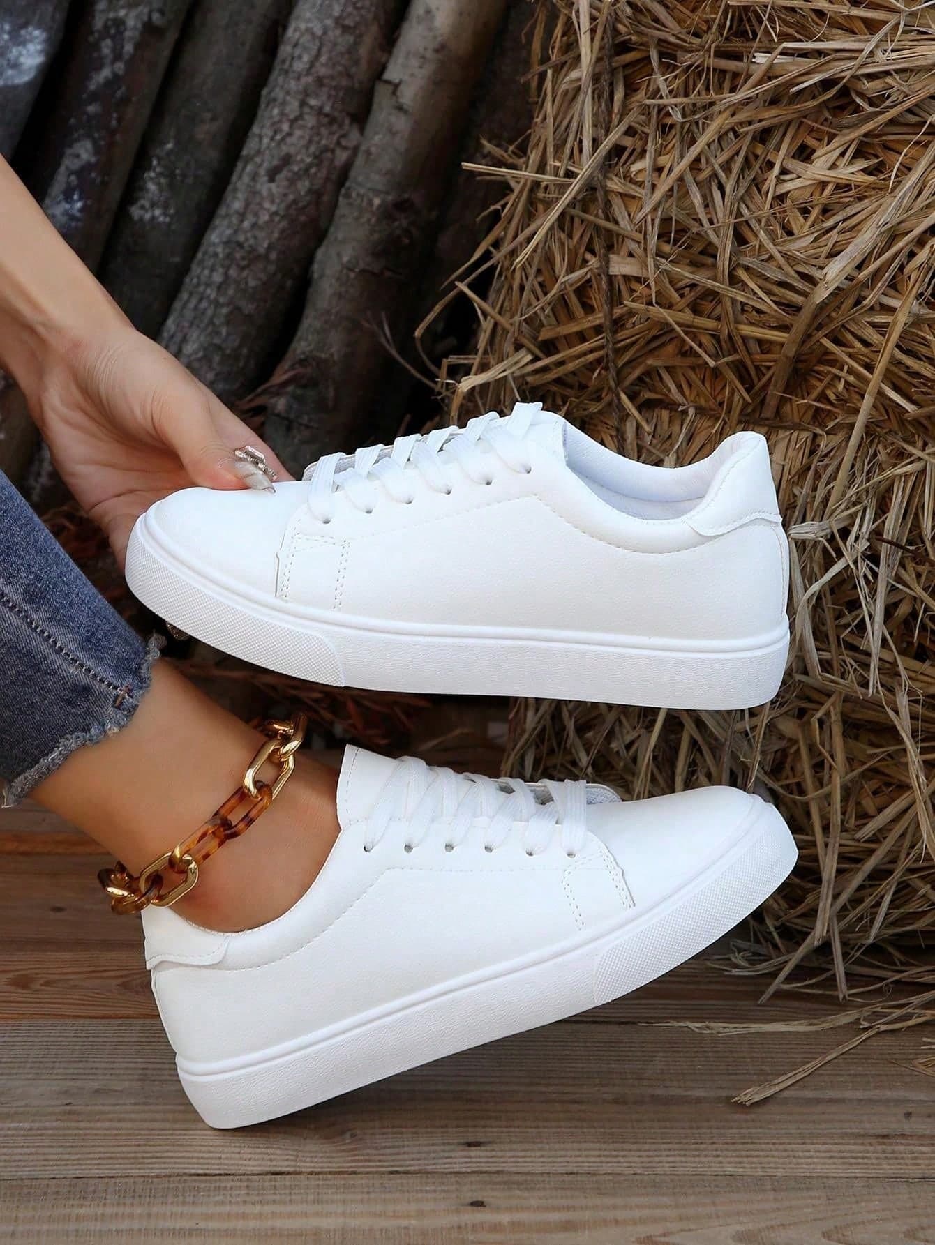 "2026 Spring New Women's White Skateboard Shoes Fashion Versatile Breathable Sports Shoes Casual Shoes German Training Shoes Ins Style" PU Artificial Leather
