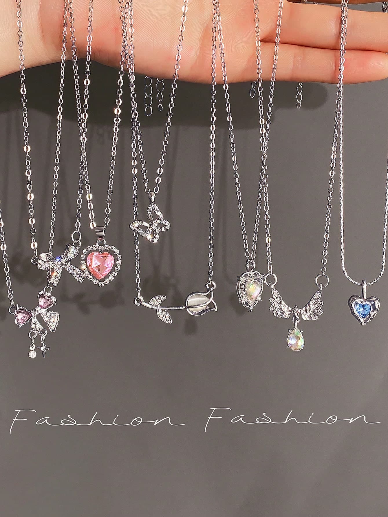 5-8pcs/Set Y2K Style Crystal Heart, Butterfly, Tulip, Bow Pendant Necklace Set, Shiny Jewelry Gift For Women, Valentine's Day Party