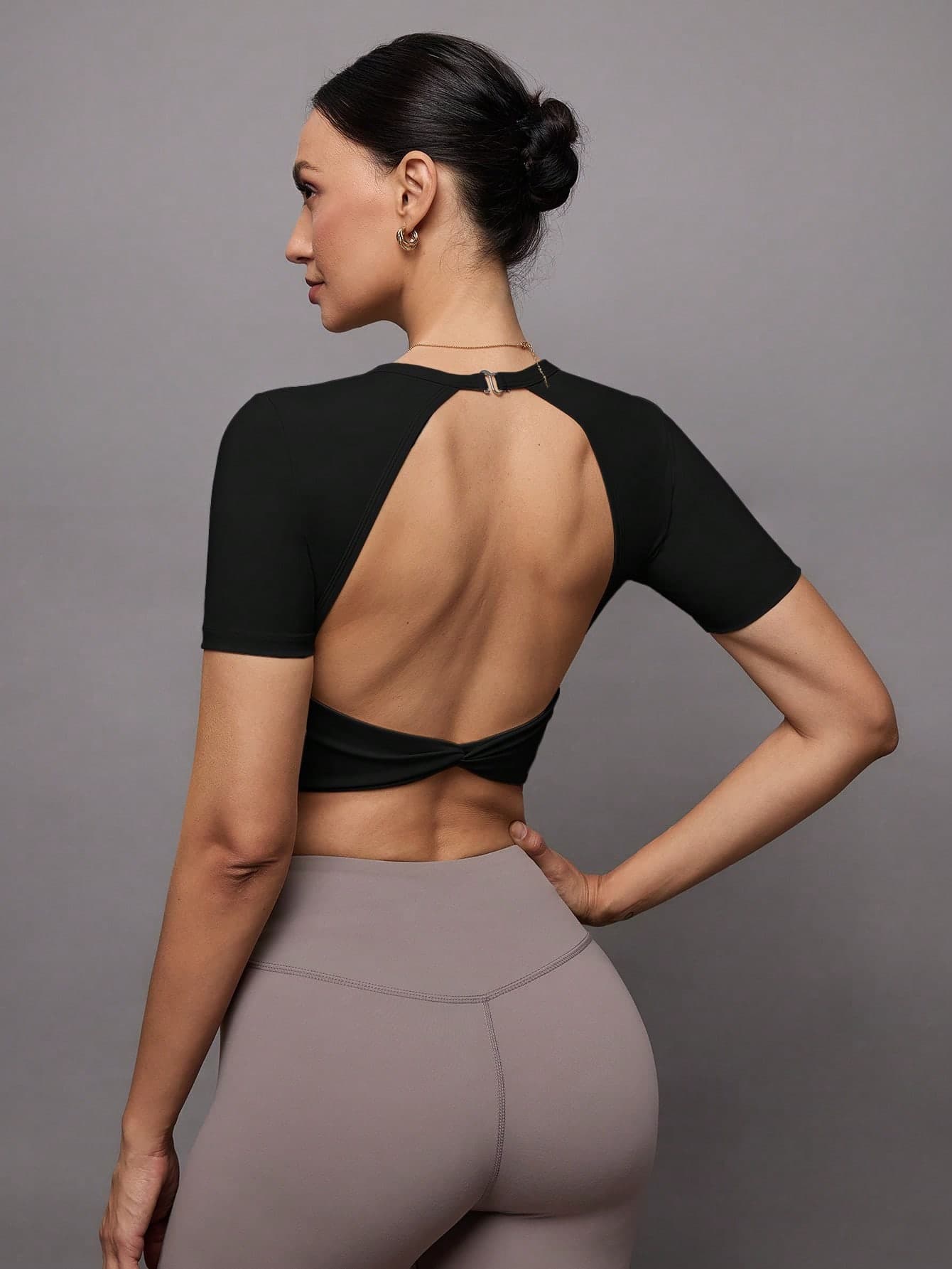 Activina Summer Sexy Twist Open Back Crop Sports T-Shirt Gym Women Shirts