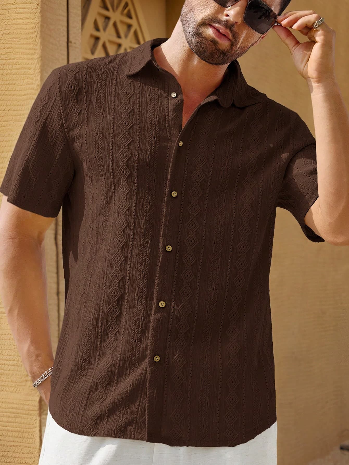 HIMLAND Men's Fitted Jacquard Knit Turn-Down Collar Short Sleeve Casual Shirt, Suitable For Summer Daily Wear, Vacation, Father's Day Gifts