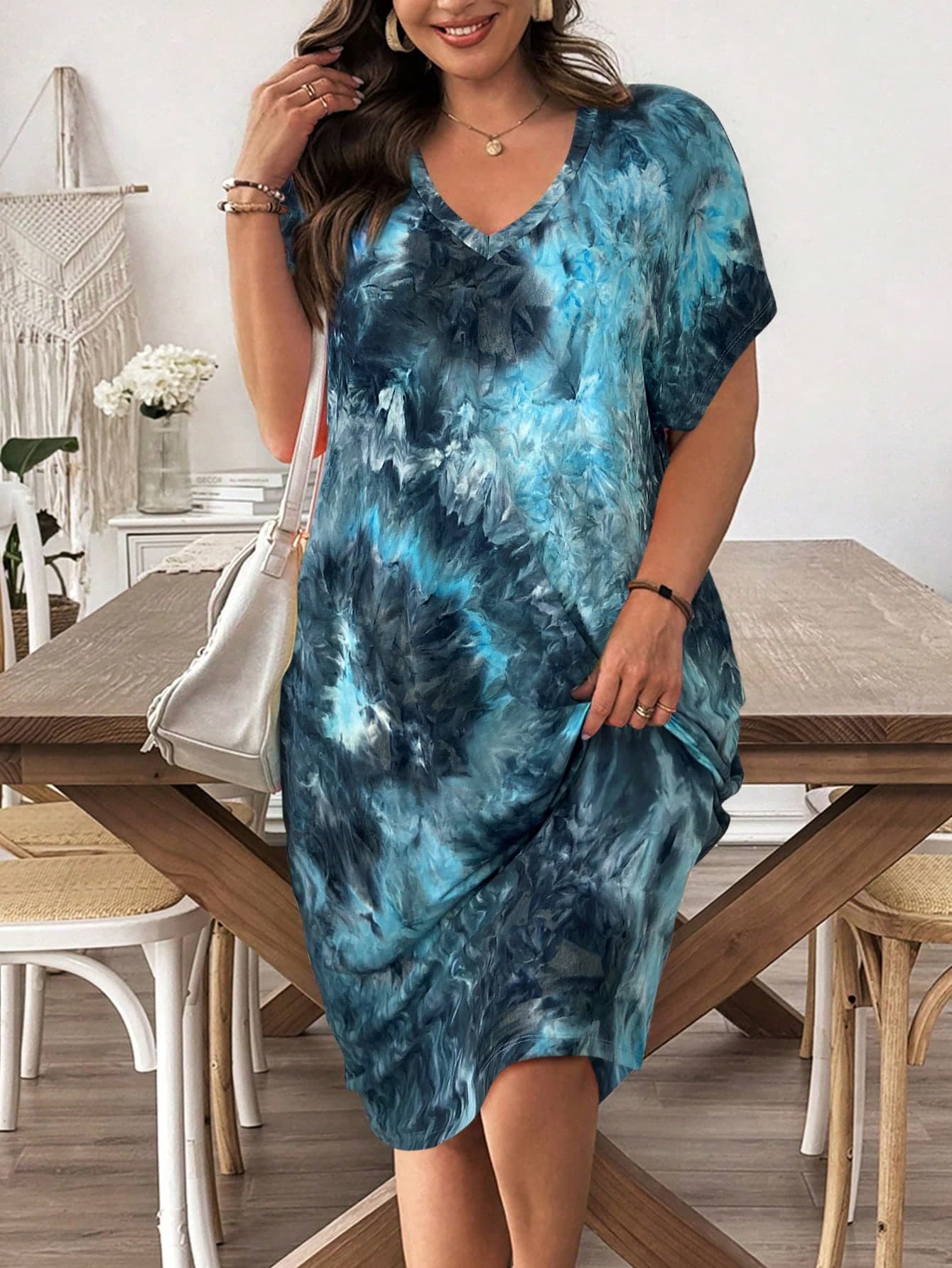 SHEIN LUNE Plus Size Women V-Neck Batwing Sleeve Casual Tie-Dye Dress, Summer Outfits For Women