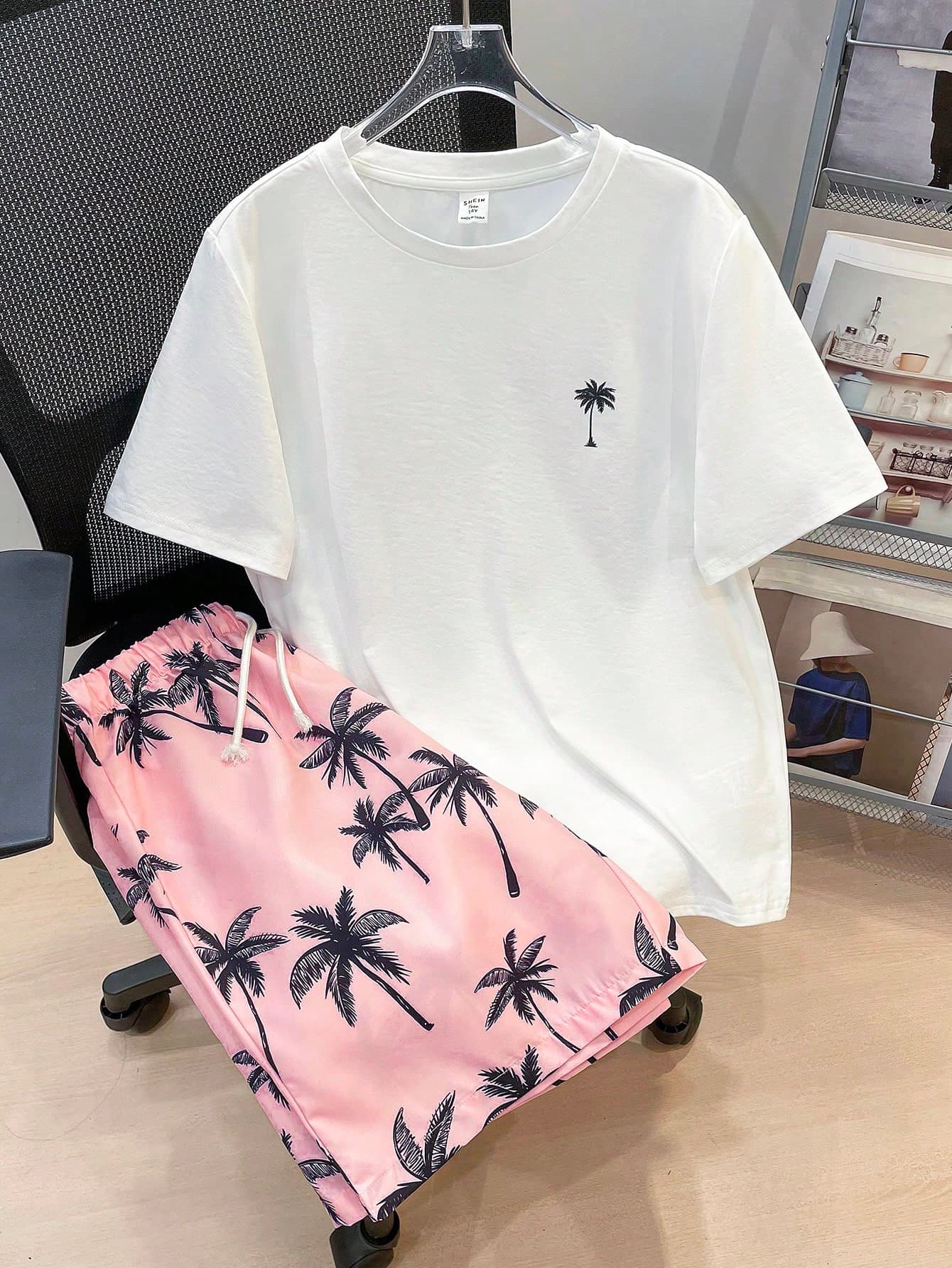 SHEIN 2pcs/Set Teen Boys Casual Short Sleeve T-Shirt & Coconut Tree Print Shorts,Street Punk Rock Party Outfit,Summer Beach Vacation Holiday Daily Wear