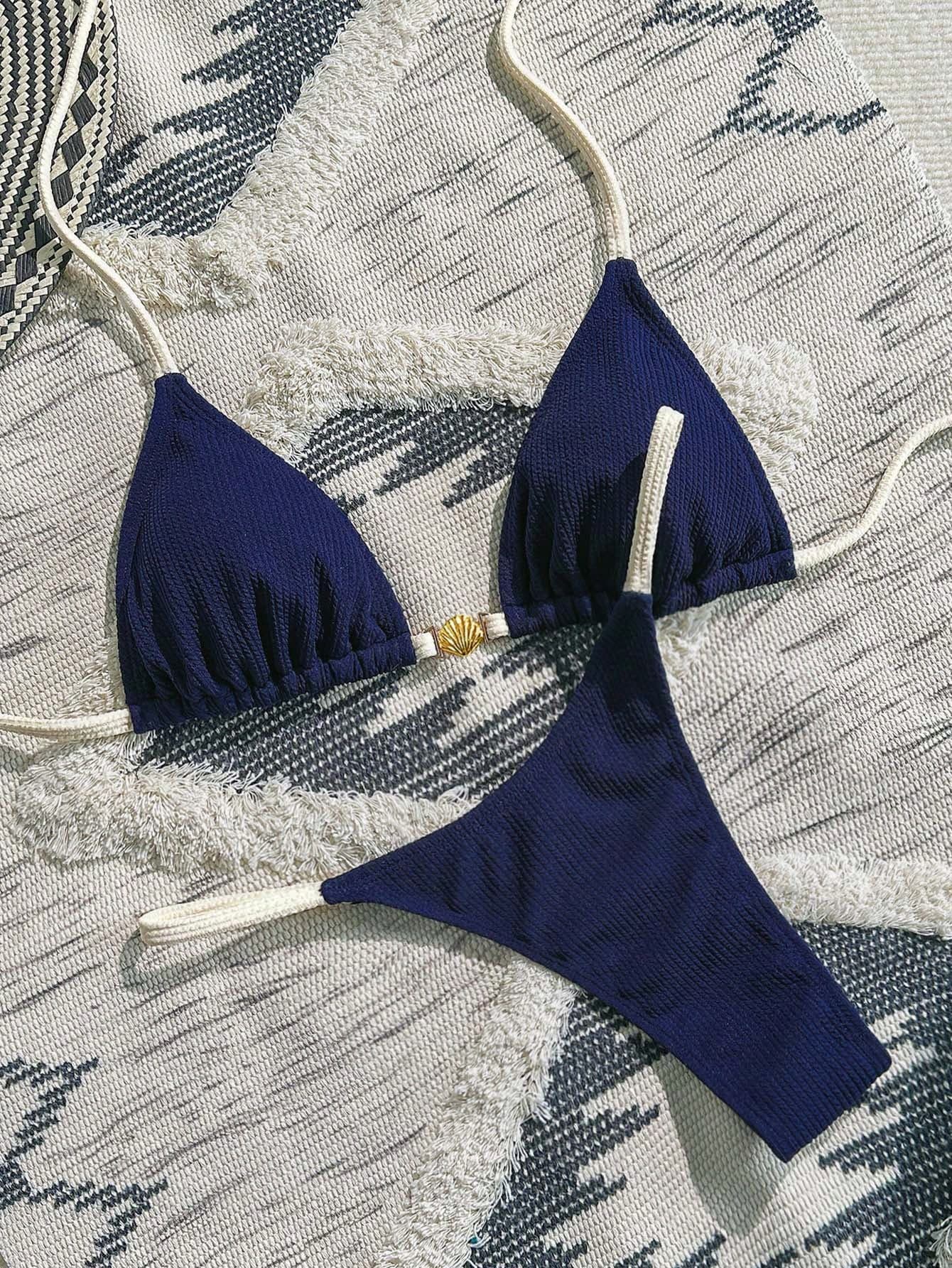 Swim Vcay 2pcs Women Casual Summer Beach Outfit Set - Textured Color Blocking Metal Shell Embellished Sexy Triangle Cup Bikini Set, Navy Blue And White Bikini