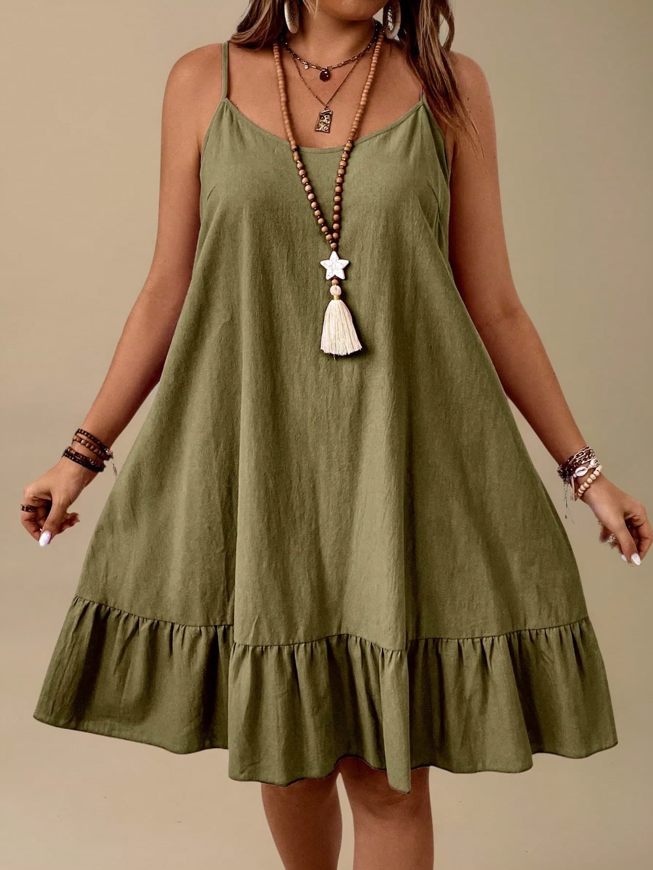 EMERY ROSE Pure Plus Size Vacation Casual Solid Color Ruffle Hem Spaghetti Strap Dress