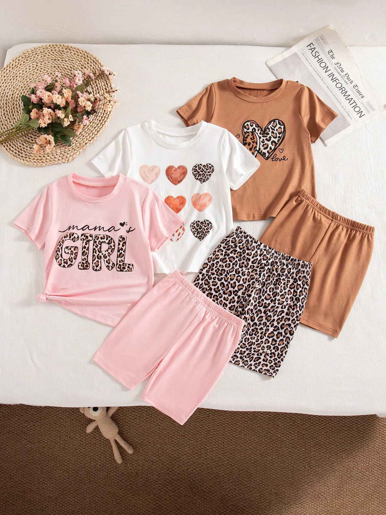 Genkimix Kids 3pcs/Set Toddler Girls' Light Pink Summer Heart & Leopard Print Round Neck Short Sleeve T-Shirt And Shorts Set,Casual Family Matching Outfits Clothes