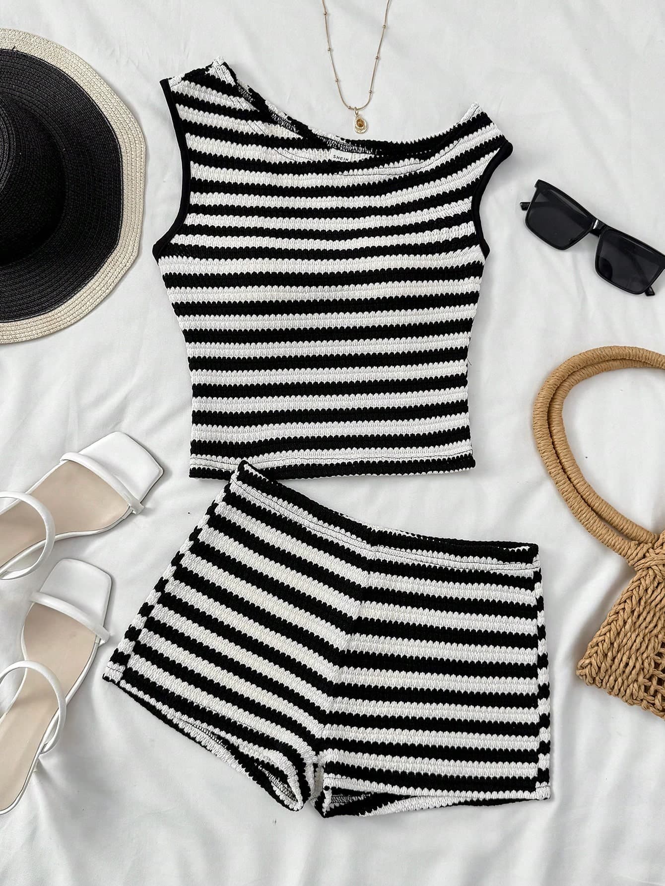 SHEIN 2pcs/Set Teen Girls Black And White Striped Asymmetric Shoulder Knitted Tank Top&Skinny Shorts,Summer Casual Vacation Holiday,Beach,Party,Cruise