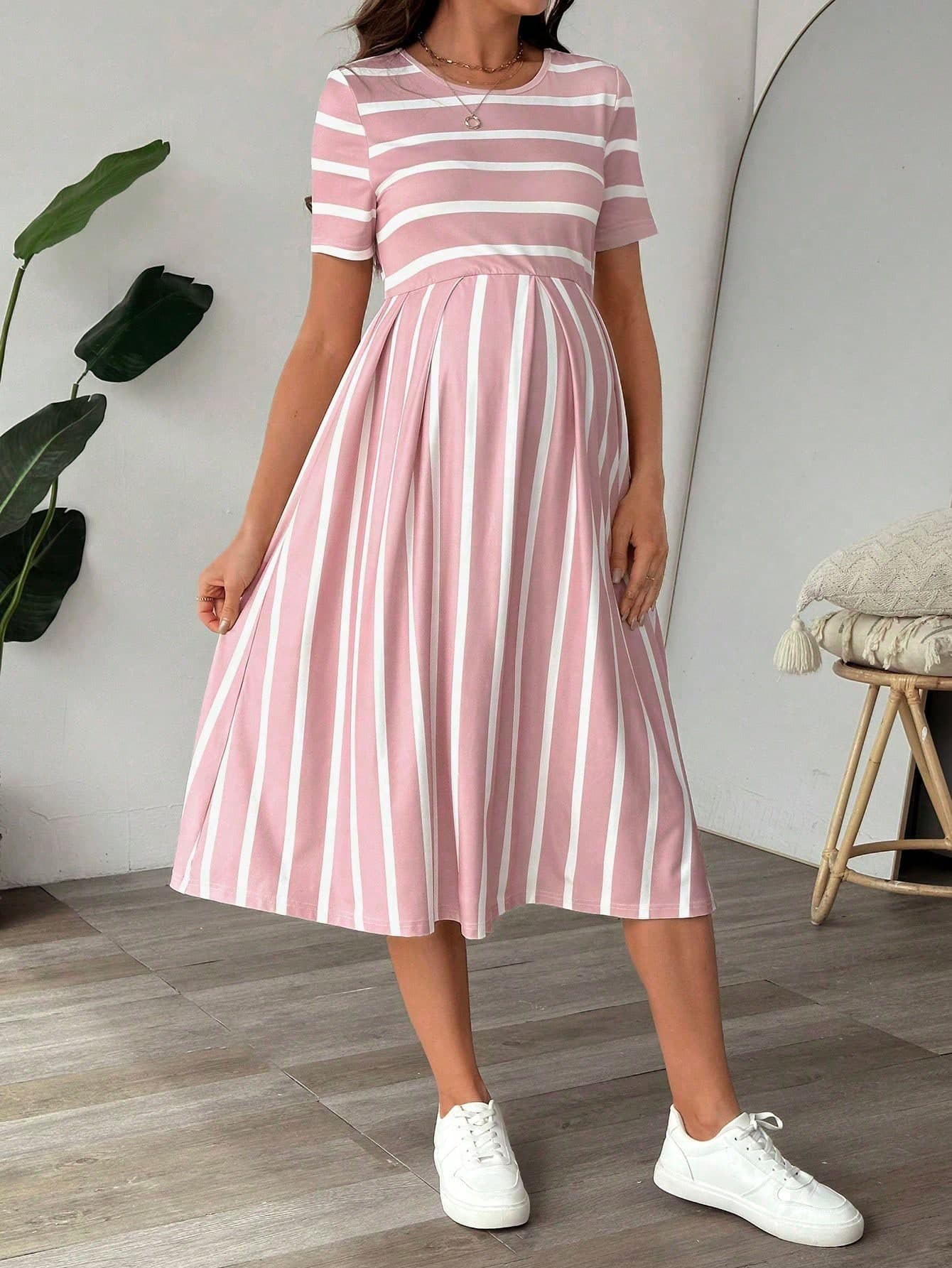 SHEIN Pregnant Women Casual Stripe Round Neck Short Sleeve Midi Dress Maternity Dress