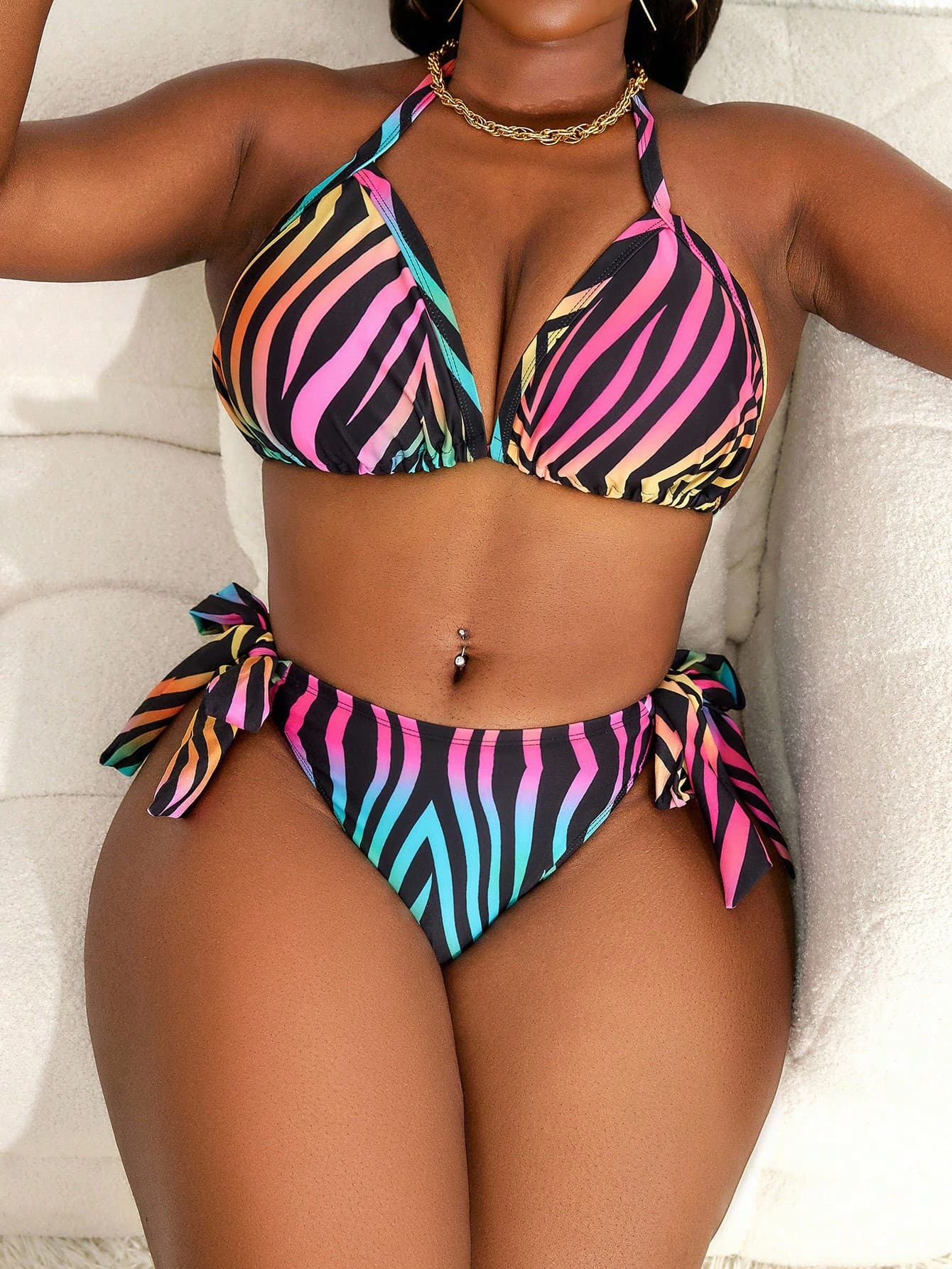 Slaydiva Plus Size Contrasting Zebra Print Halter Cami Strap Fashion Summer Bikini Set Set