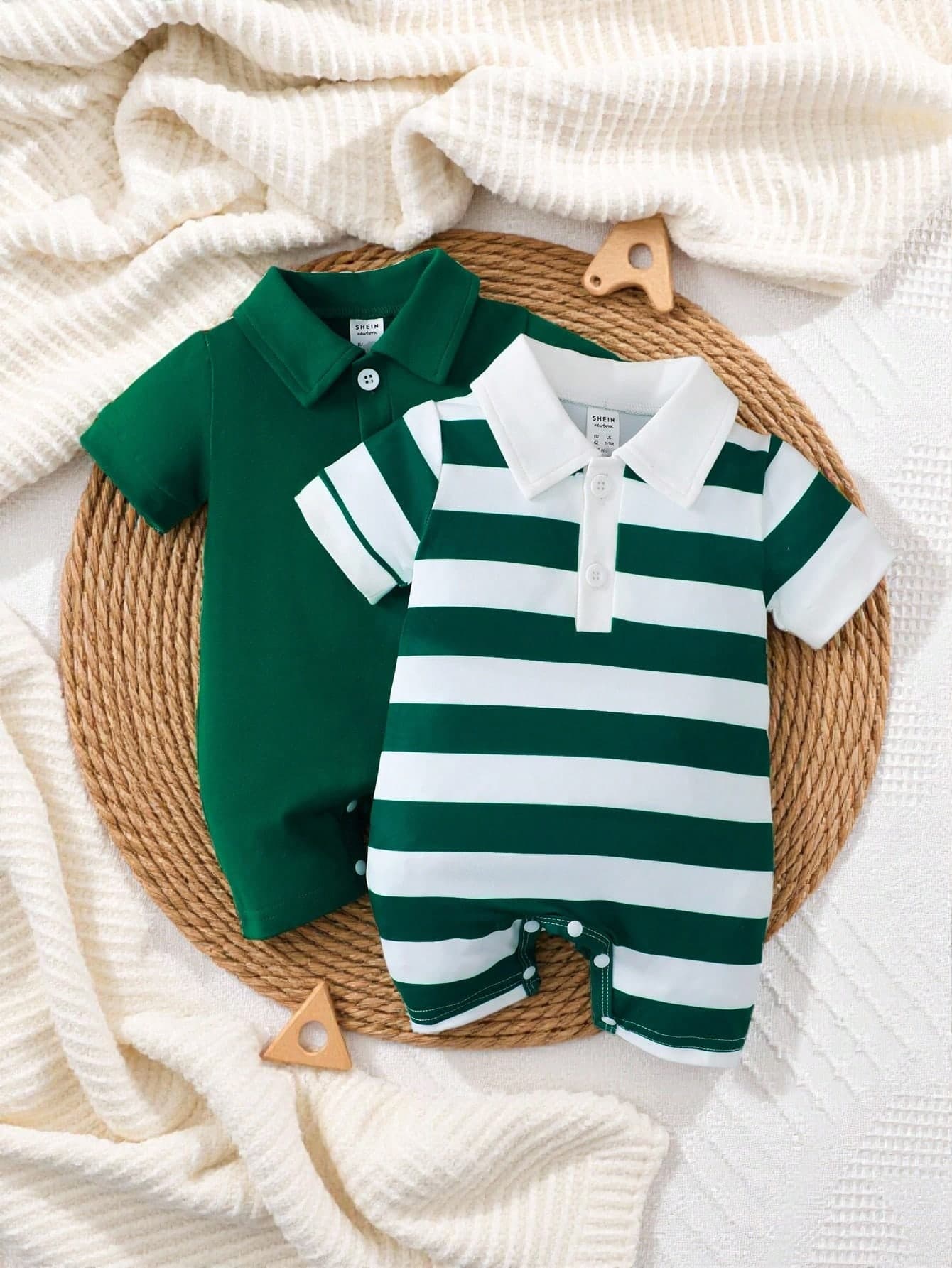 SHEIN 2pcs Cute Casual Color-Block Stripe Collared Short Sleeve Romper With Button-Front And Shorts For Baby Boy