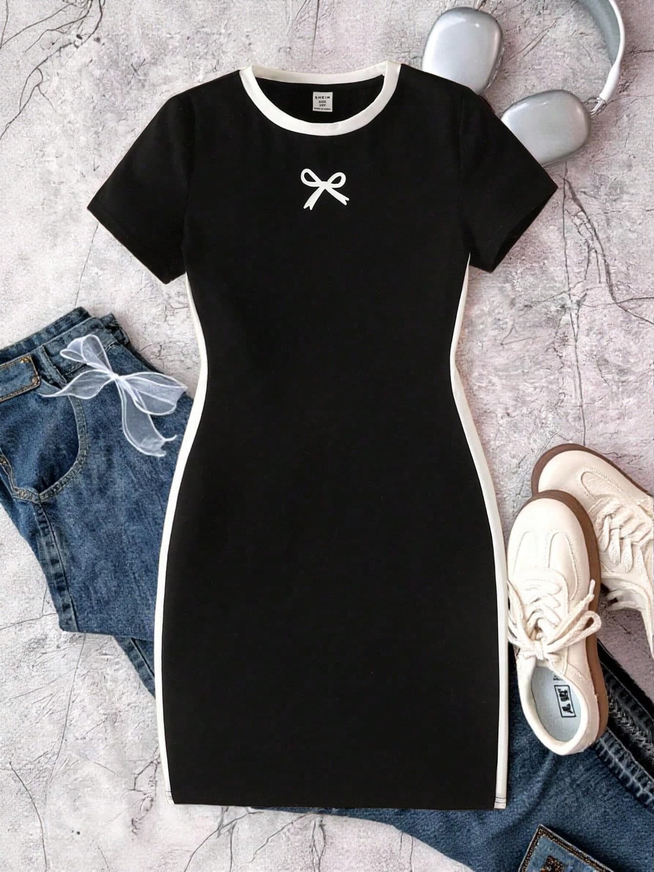 SHEIN Tween Girls' Bow Print Contrast Color Fitted Casual Dress, Fashionable And Versatile For Everyday Wear
