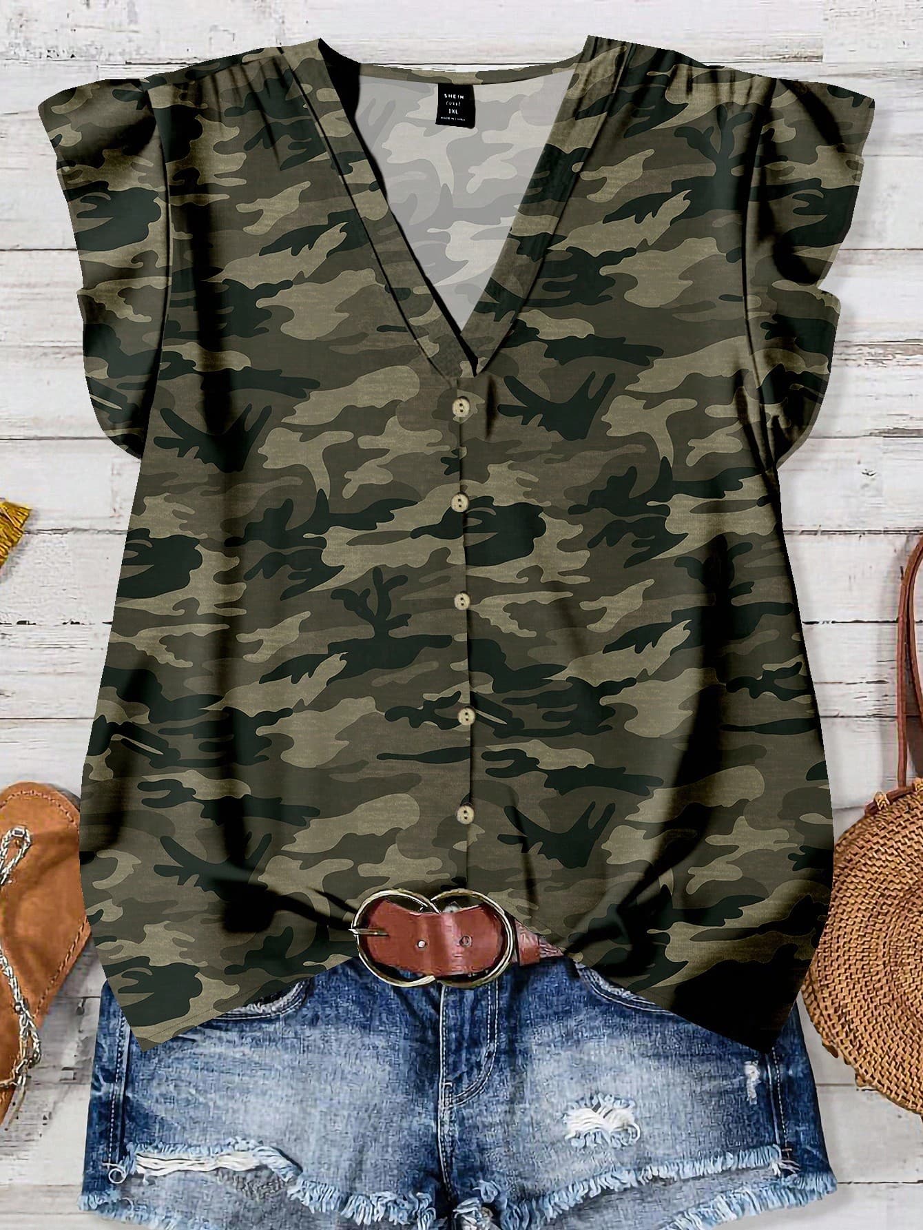 EMERY ROSE Plus Size Women's Summer Dark Green Camouflage Shirt,V-Neck Flutter Sleeves Retro Loose Blouses For Vacation,Hiking,Smart Casual Holiday Style Fall