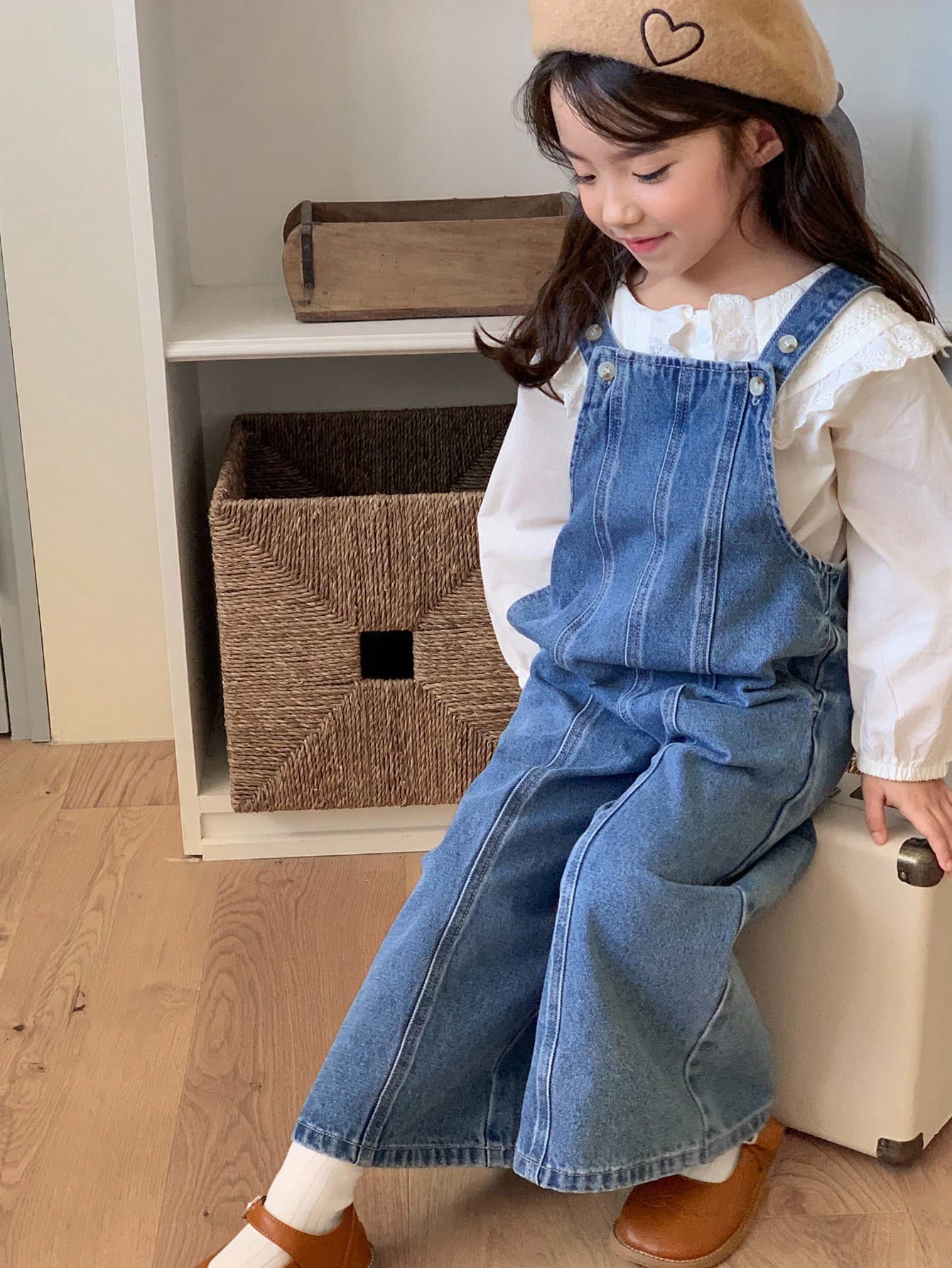 SHEIN x Tata & Beatriz DAZY Young Girl Button Decor Loose Fit Wide Leg Casual Denim Jumpsuit