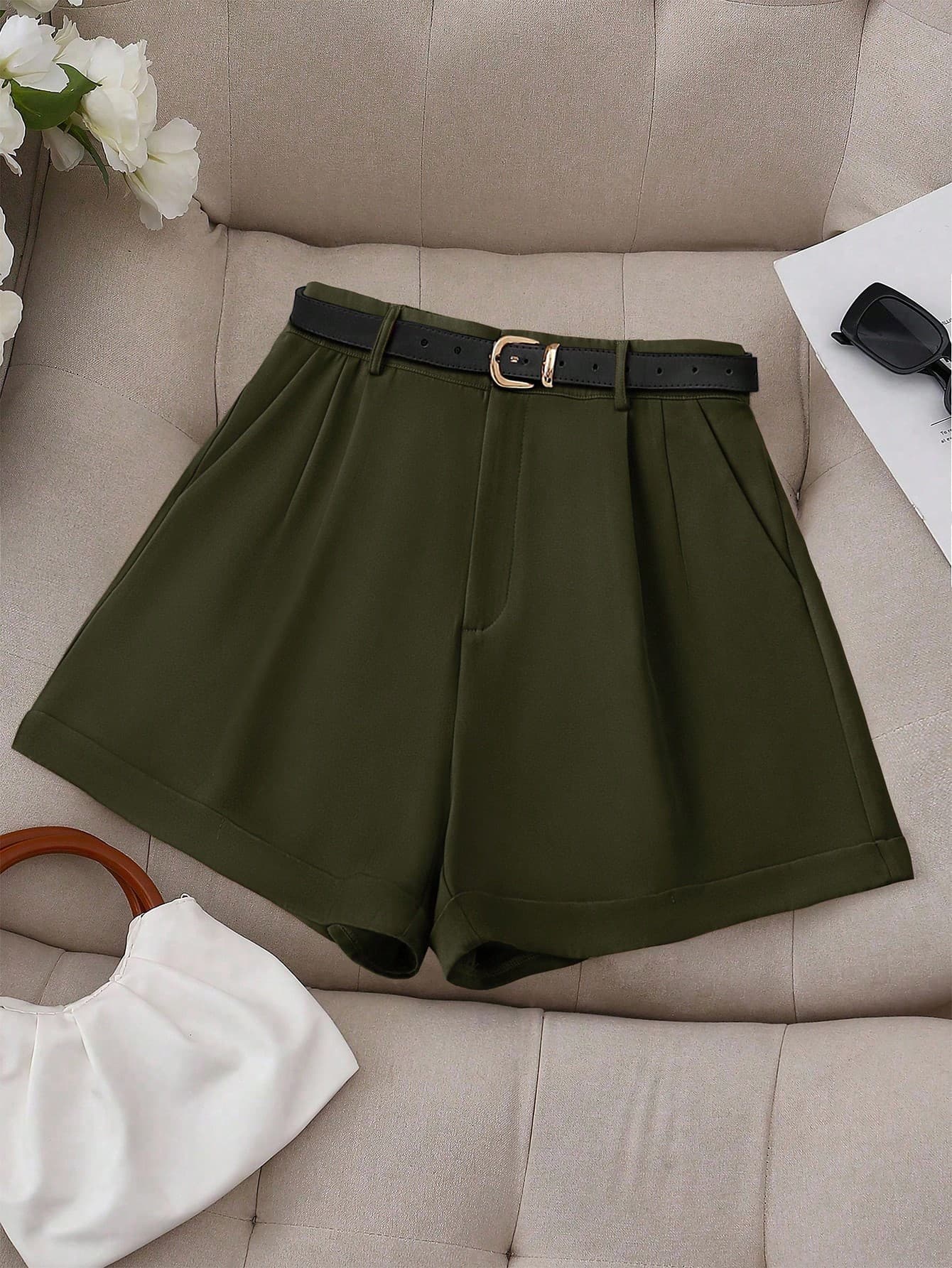 GlowEve CURVE Plus Size Casual Solid Color Slant Pocket Simple Shorts, Summer
