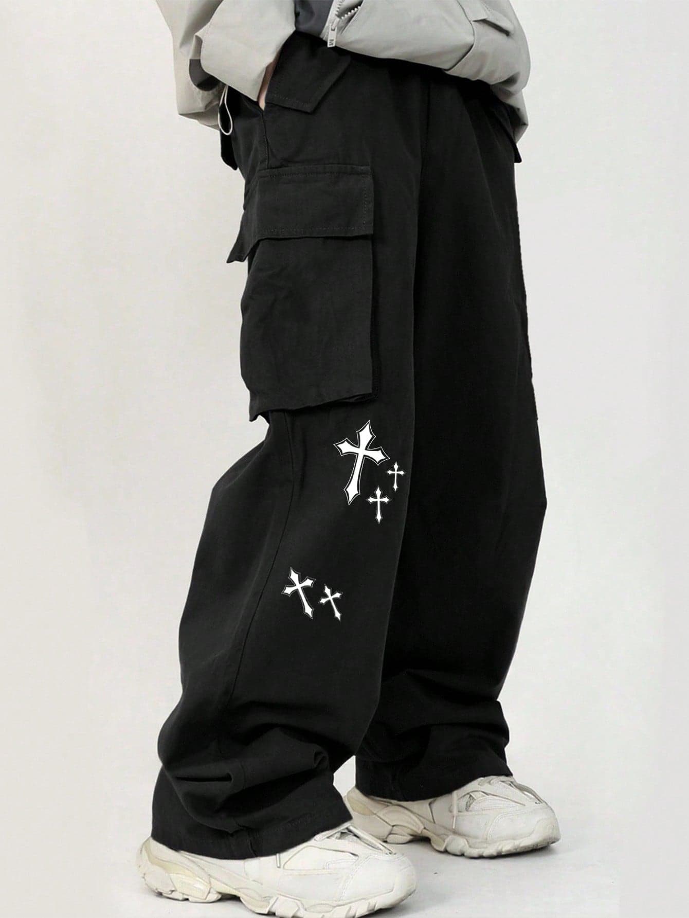 SHEIN Tween Boy Vacation College Style Goth Slant Pockets 3D Patch Cross Pattern Straight Loose Black Woven Pants,Baggy Cargo With Crosses,Summer,