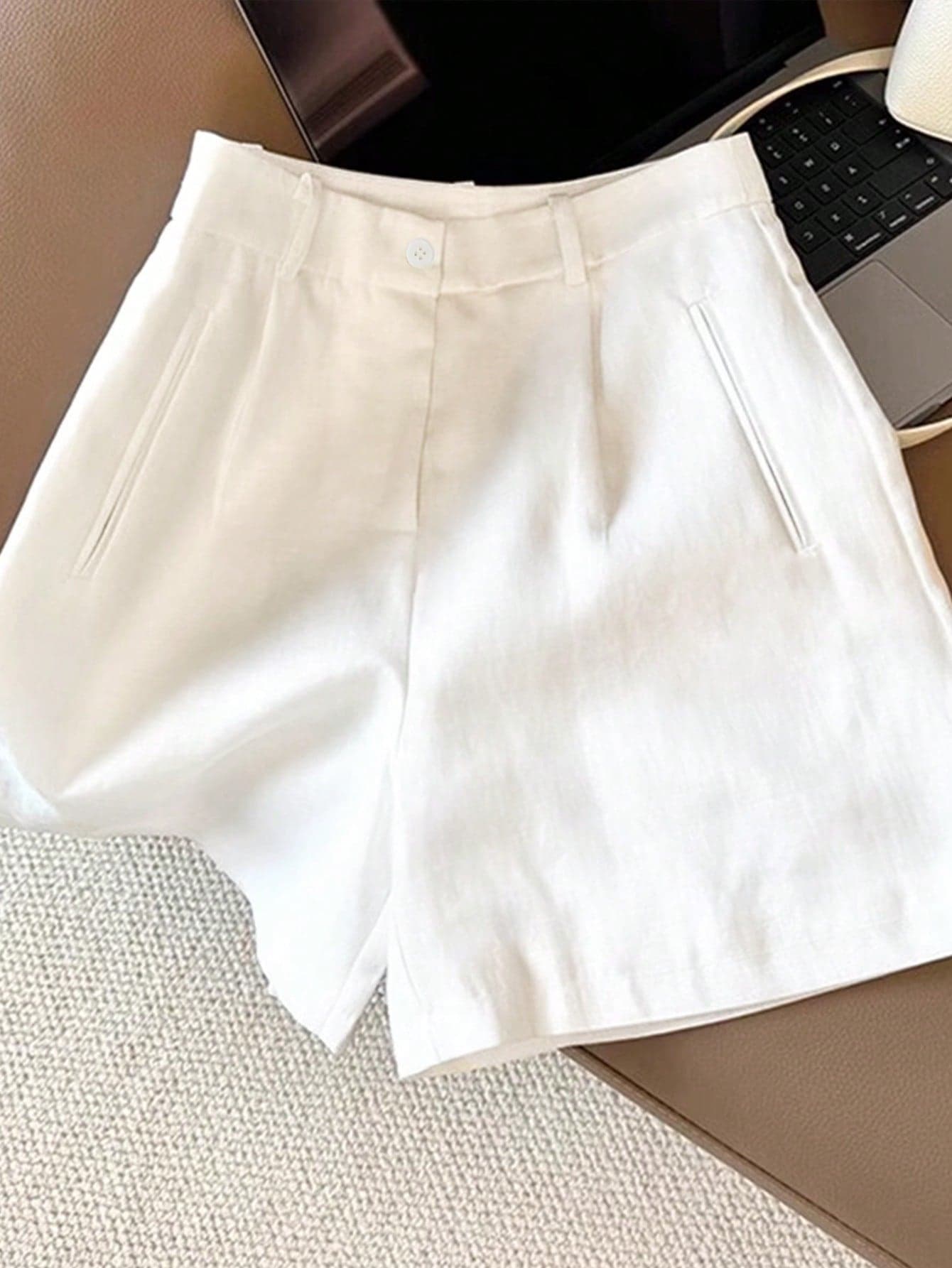 INAWLY White Loose High Waist Casual Shorts Women, Slimming Wide Leg Shorts