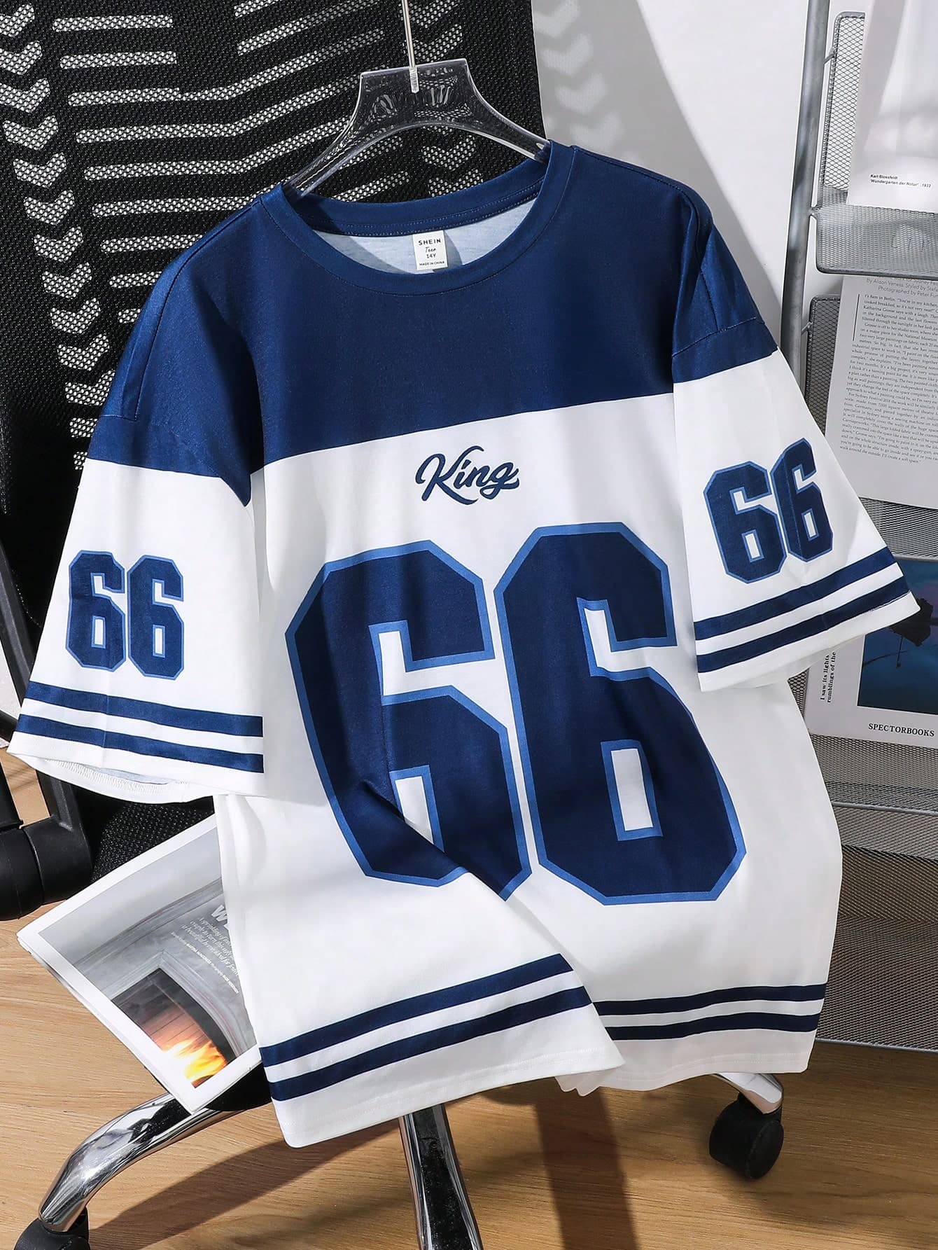 SHEIN Teen Boy Blue & White Contrast Color Racing Car Graphic T-Shirt,Casual Summer Soft Tee For Back-To-School Graduation,Sports Outdoor Streetwear Clothes