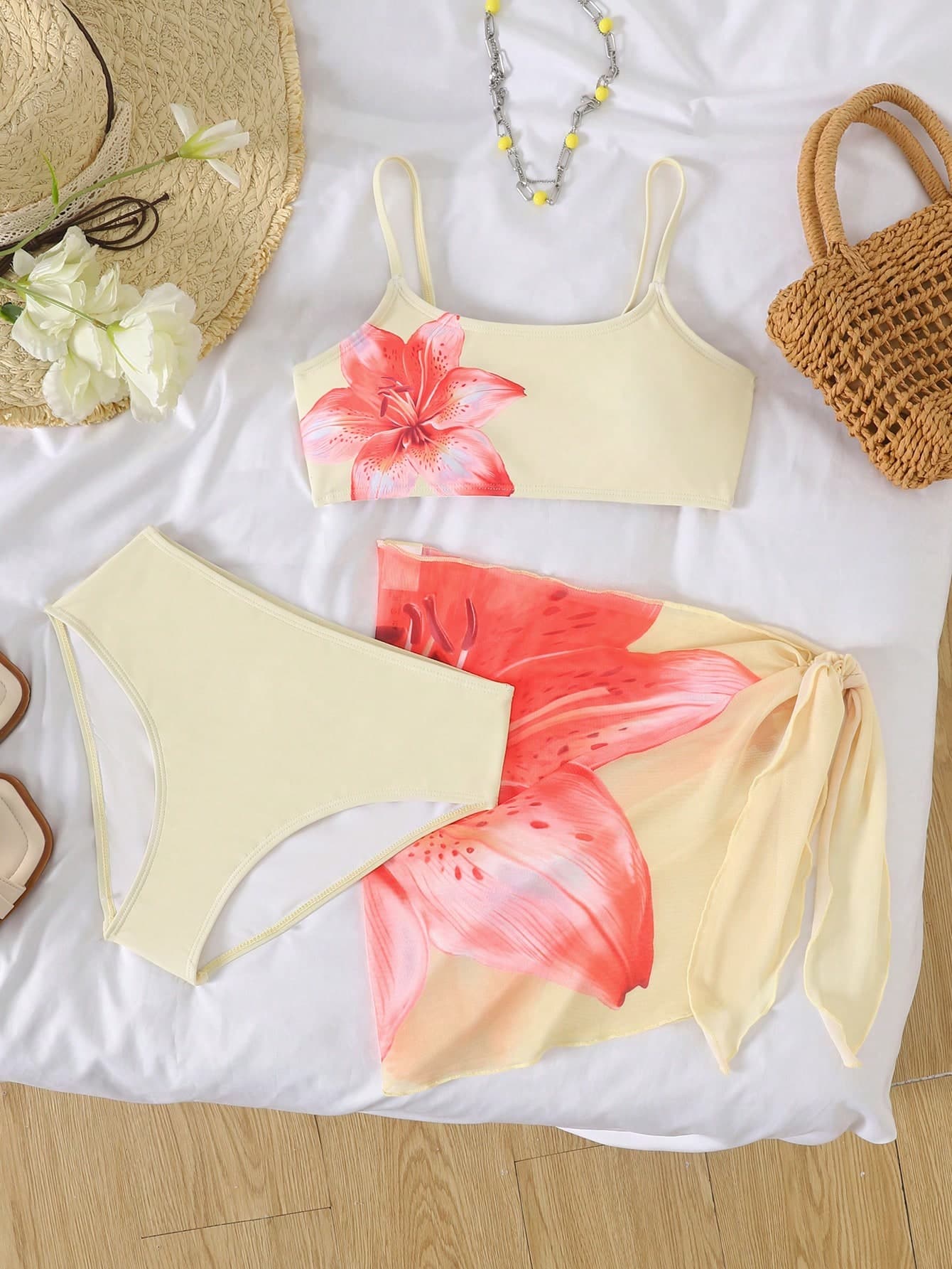 SHEIN Tween Girl Matching Casual Skin-Friendly Comfortable Floral Print Swimsuit Set Tween Girl