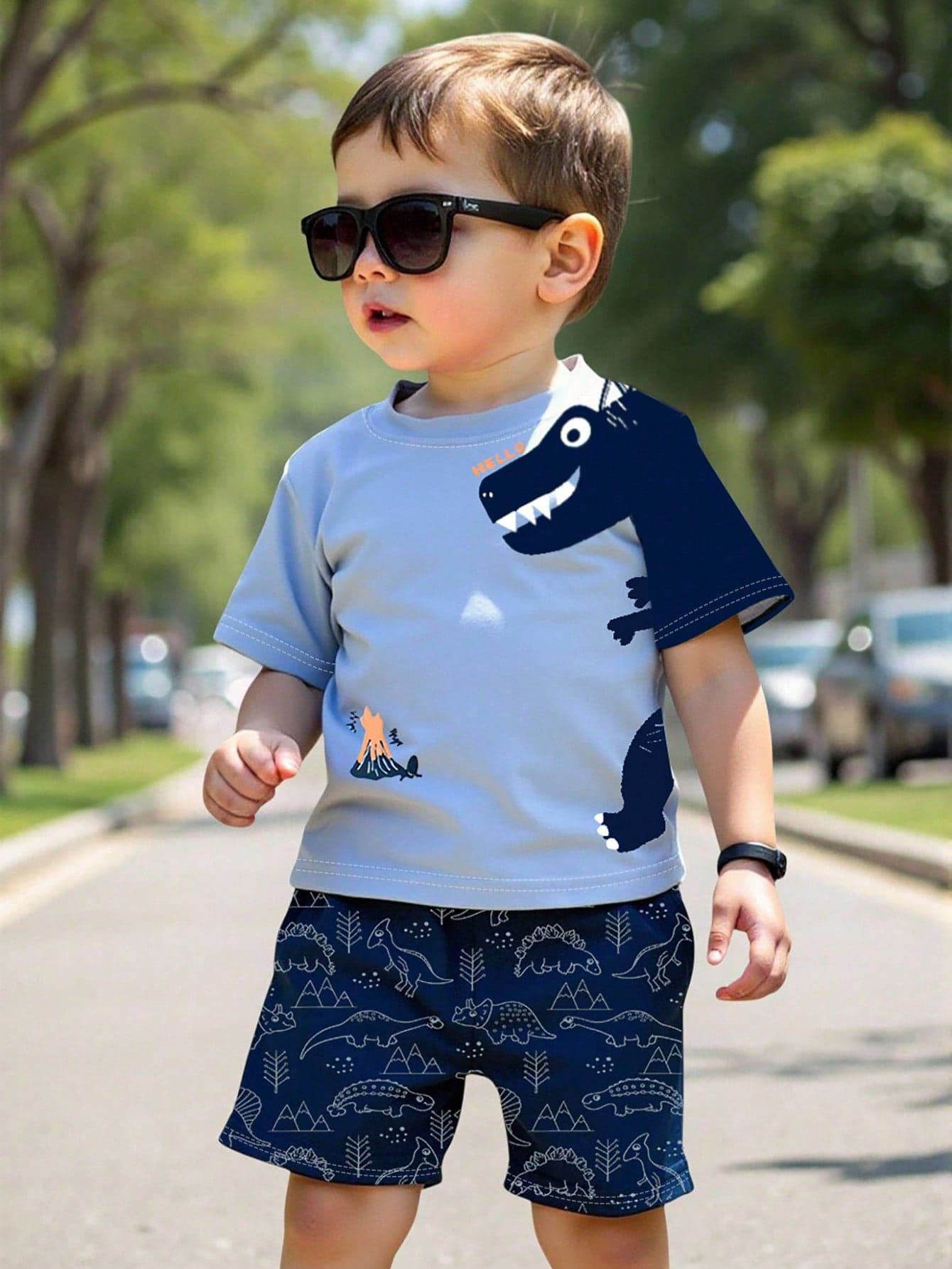 SHEIN 2pcs/Set Baby Boys Cute Cartoon Dinosaur Print Short Sleeve T-Shirt And Shorts Set,Navy Blue Polka Dot,Summer,Casual,Cute,Beach Outdoor Sports Outfit