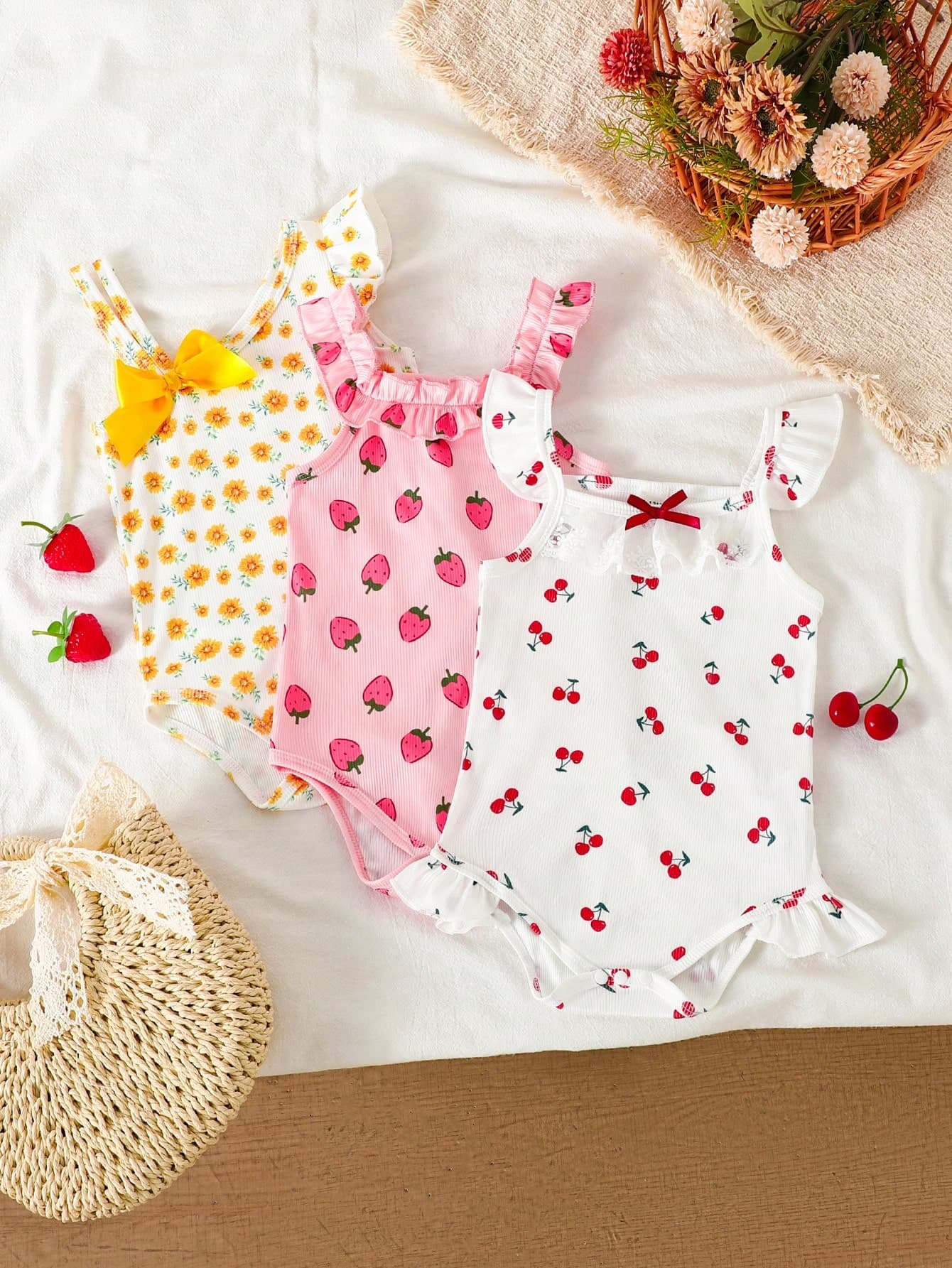 SHEIN 3pcs Baby Girls' Cute & Fruit And Sunflower Pattern Knitted Bodysuit, Suitable For Vacation And Casual Daily Wear, Summer