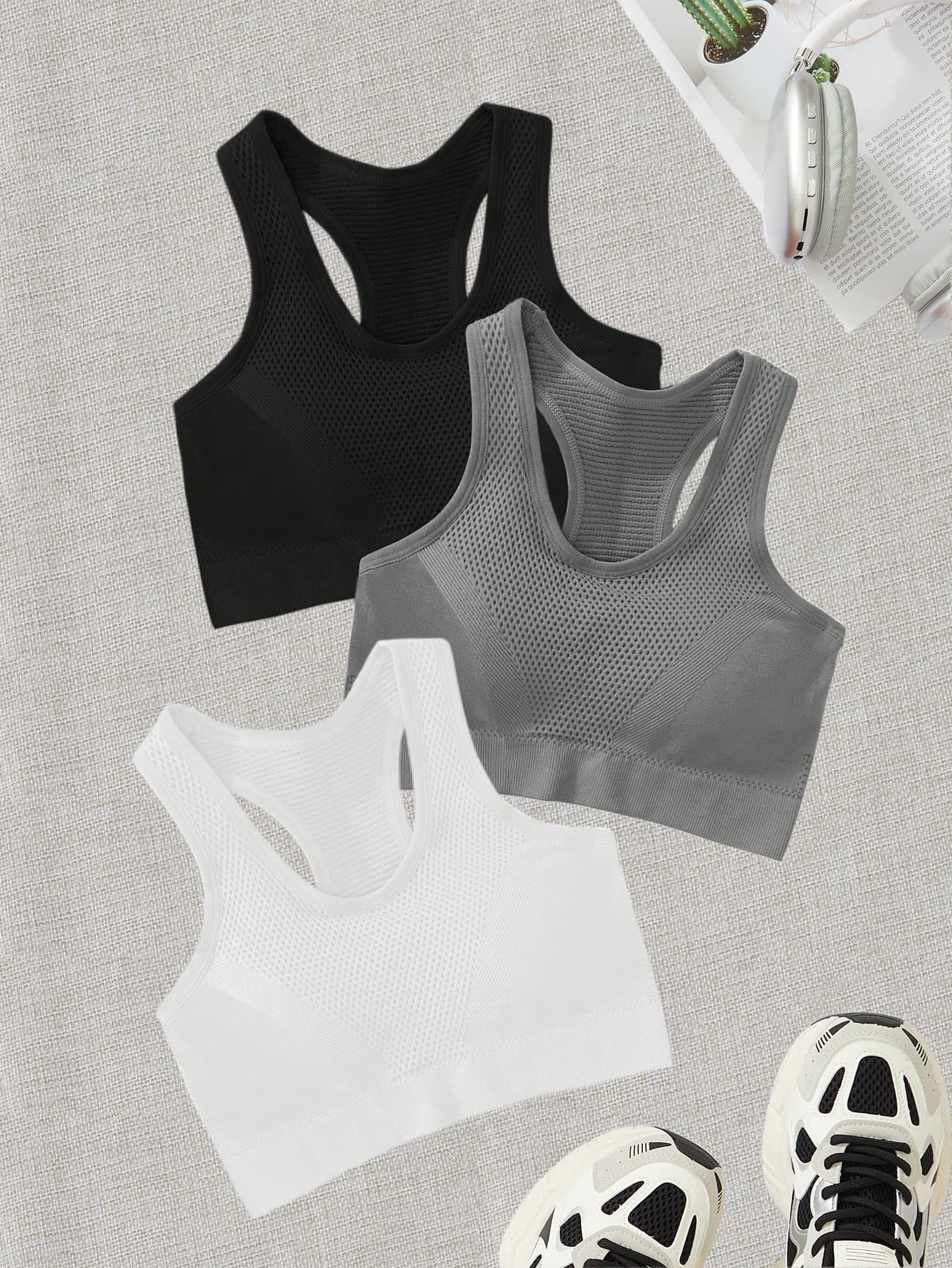 Velisys Velisys 3pcs Seamless High Stretch Racerback Sports Bra