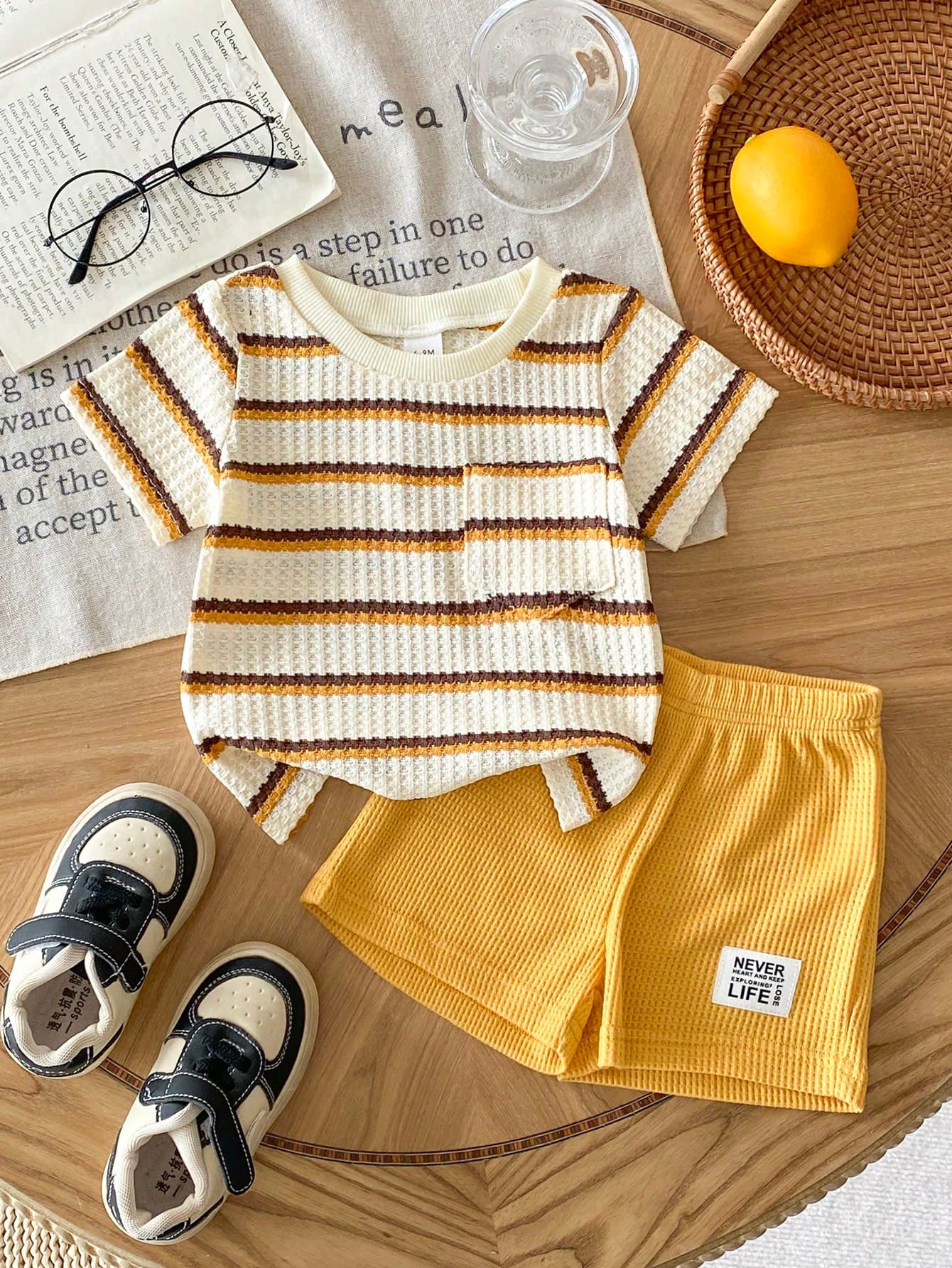 SHEIN Playful Pals 2pcs Toddler Infant Baby Boys Summer Casual Vacation Blue And White Striped Waffle Knit Pocket T-Shirt And Elastic Waist Letter Patch Shorts Set
