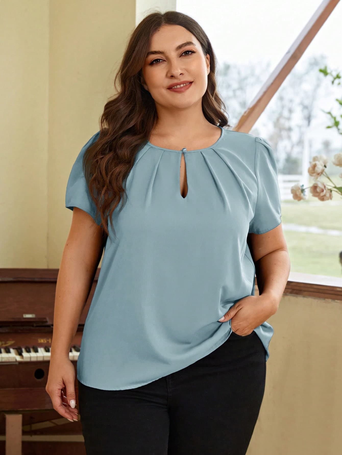 SHEIN Clasi Plus Size Women Summer Casual Daily Commute Solid Color Open Neck Pleated Petal Sleeve Blouse