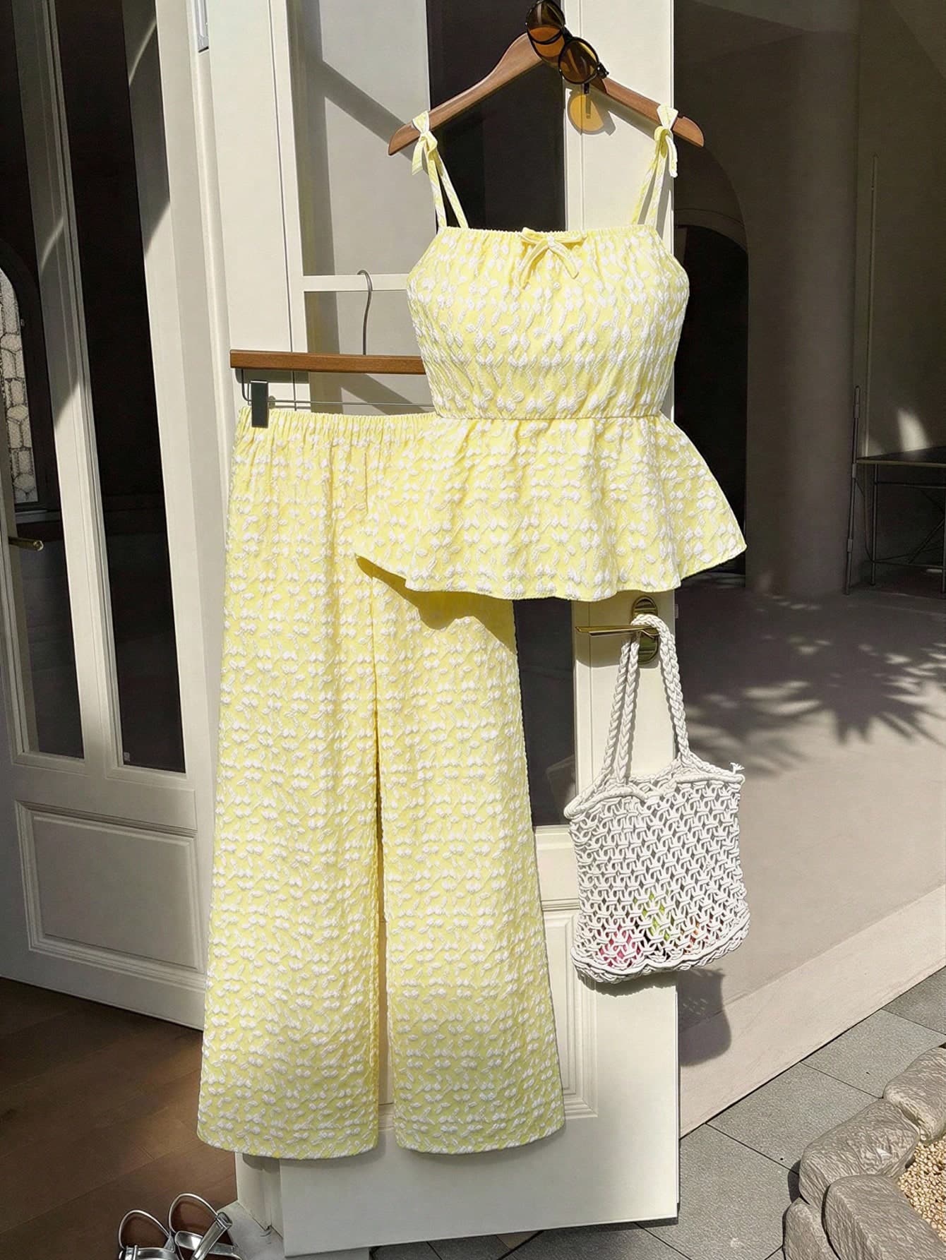 Girls' Sweet Style Three-Dimensional Texture Bowknot Sleeveless Vest Top & Wide-Leg Pants 2pcs Set,Summer Matching Family Vacation Holiday Daily Wear