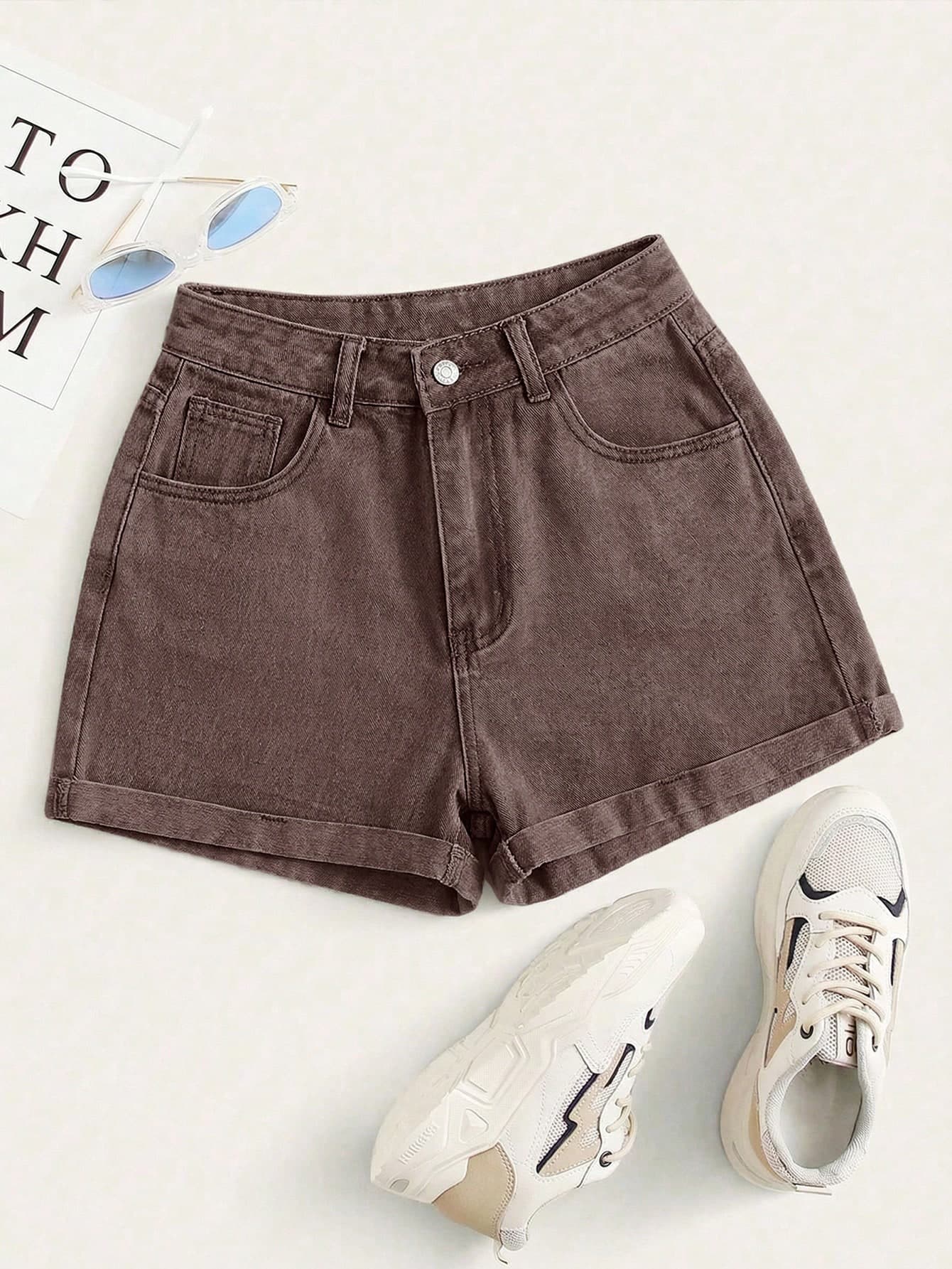 GlowEve Women's Casual Everyday Pocketed Button Denim Shorts