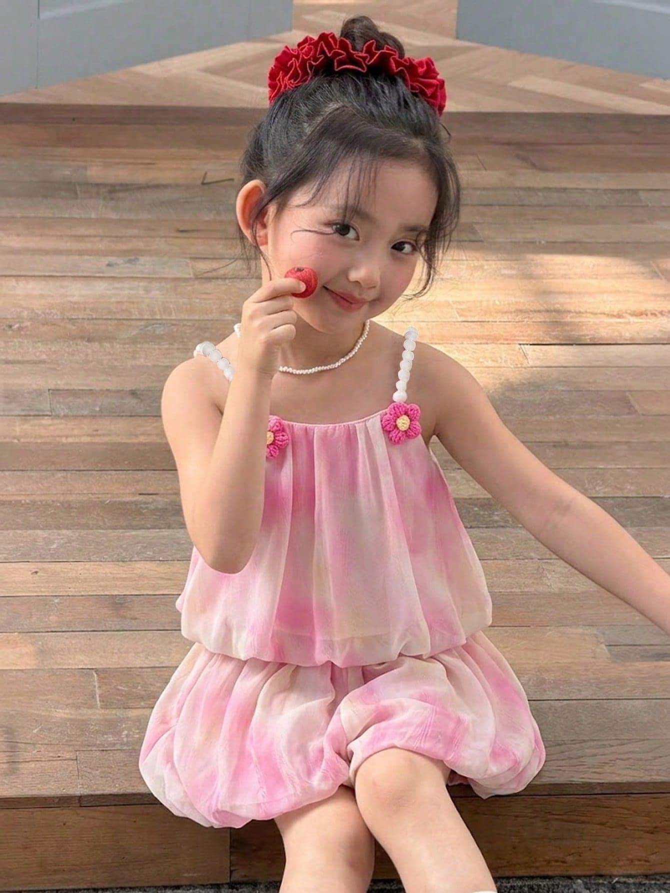 2pcs/Set Toddler Girls' Light Pink Summer Tie-Dye Camisole&Lantern Shorts,Sweet Korean Style Matching Two Piece Set For Family Vacation,Bubble Dress