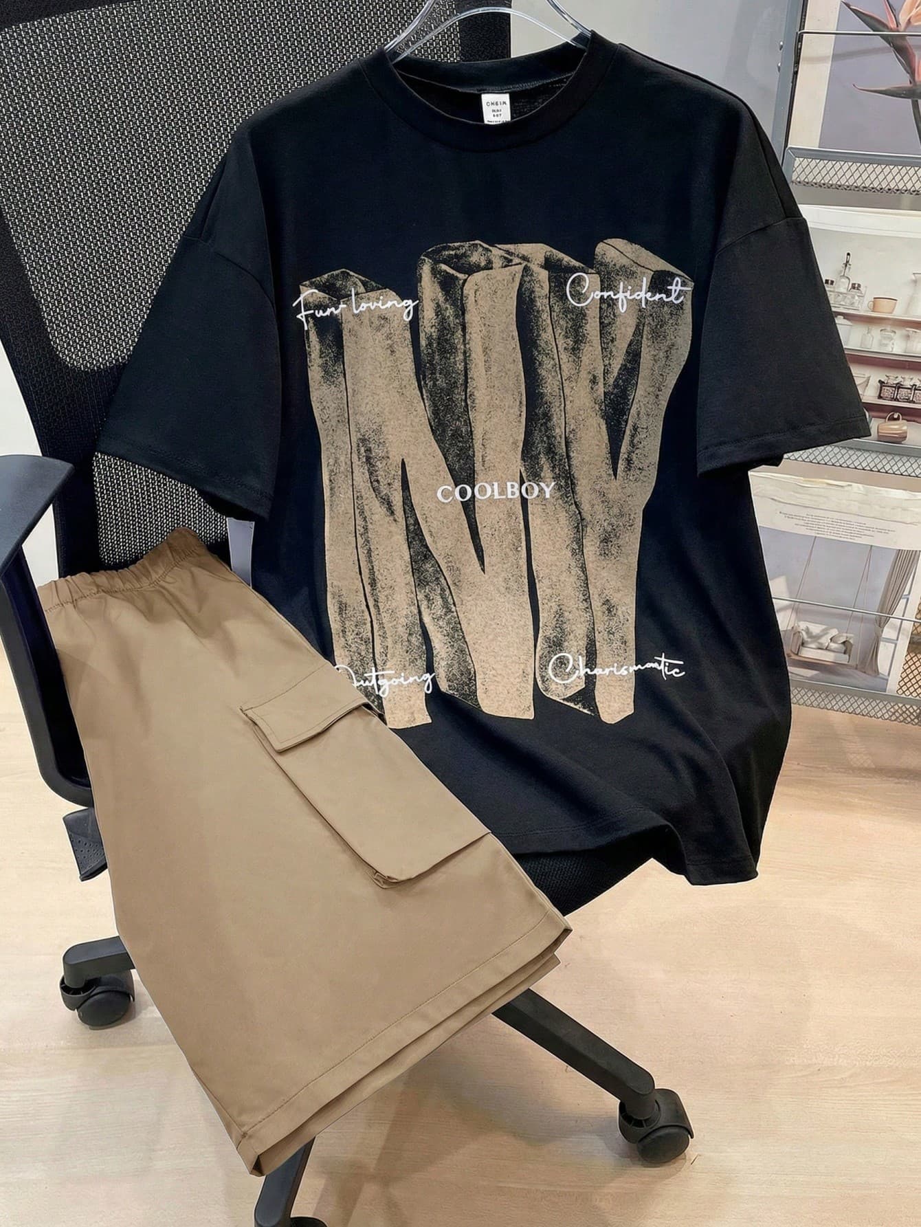 SHEIN 2pcs Set Casual Short Sleeve Top And Shorts,Khaki,Summer,Streetwear Contrast Color Outfit,Abstract English Print Y2k Vacation Boys Birthday Holiday