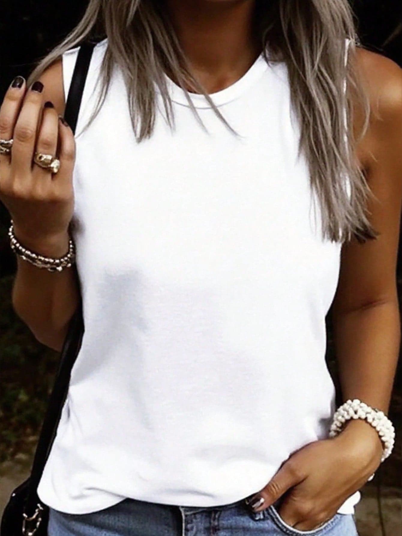 SHEIN Holidaya Women's Casual Basic Solid Color Round Neck Versatile Tank Top, Summer Everyday Plain White Everyday
