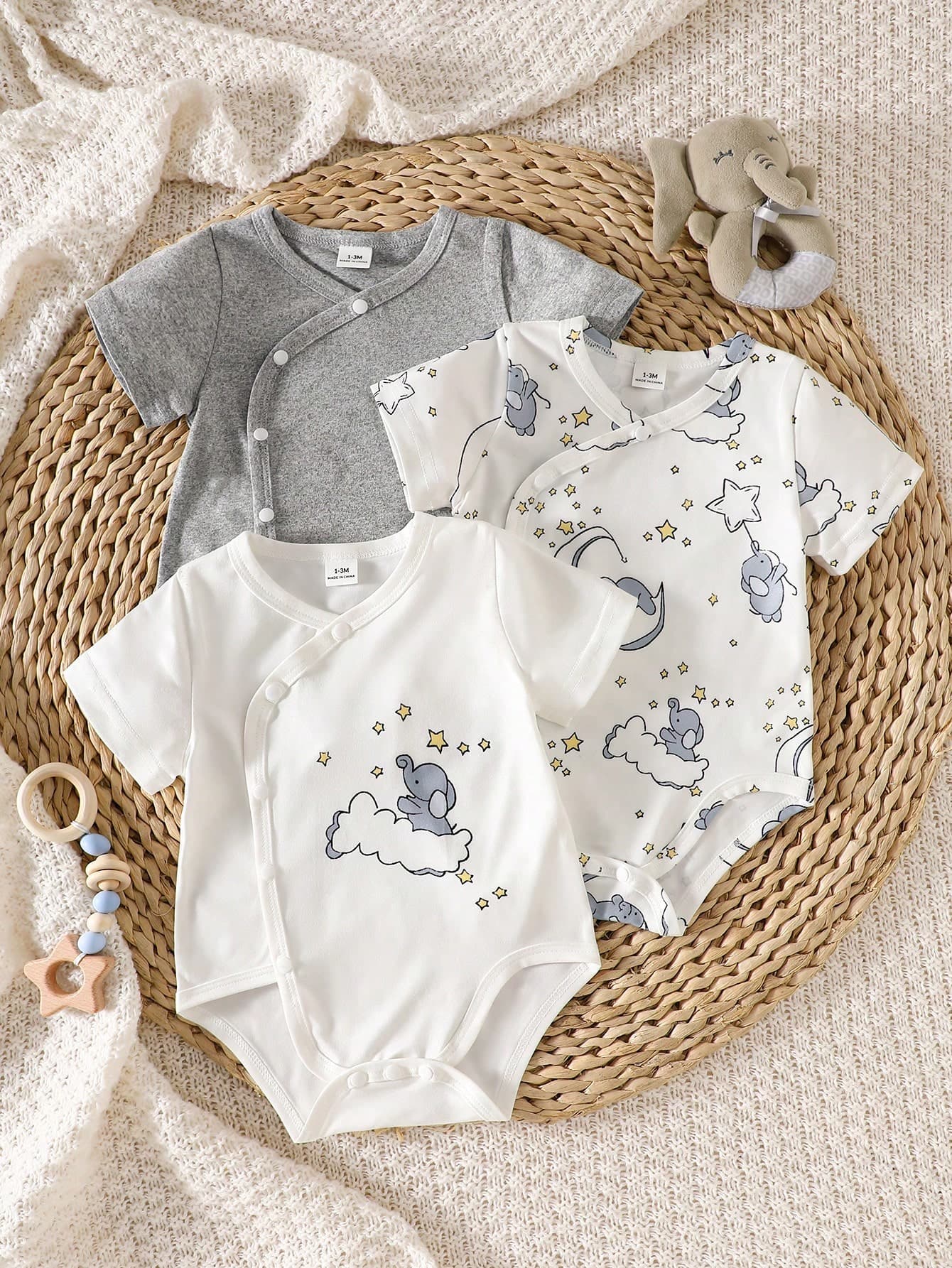 SHEIN 3pcs/Set Newborn Baby Boy White Summer Casual Work Romper Elephant Cloud Star Moon Print Soft Breathable Short Sleeve Bodysuits Gender Neutral Clothes