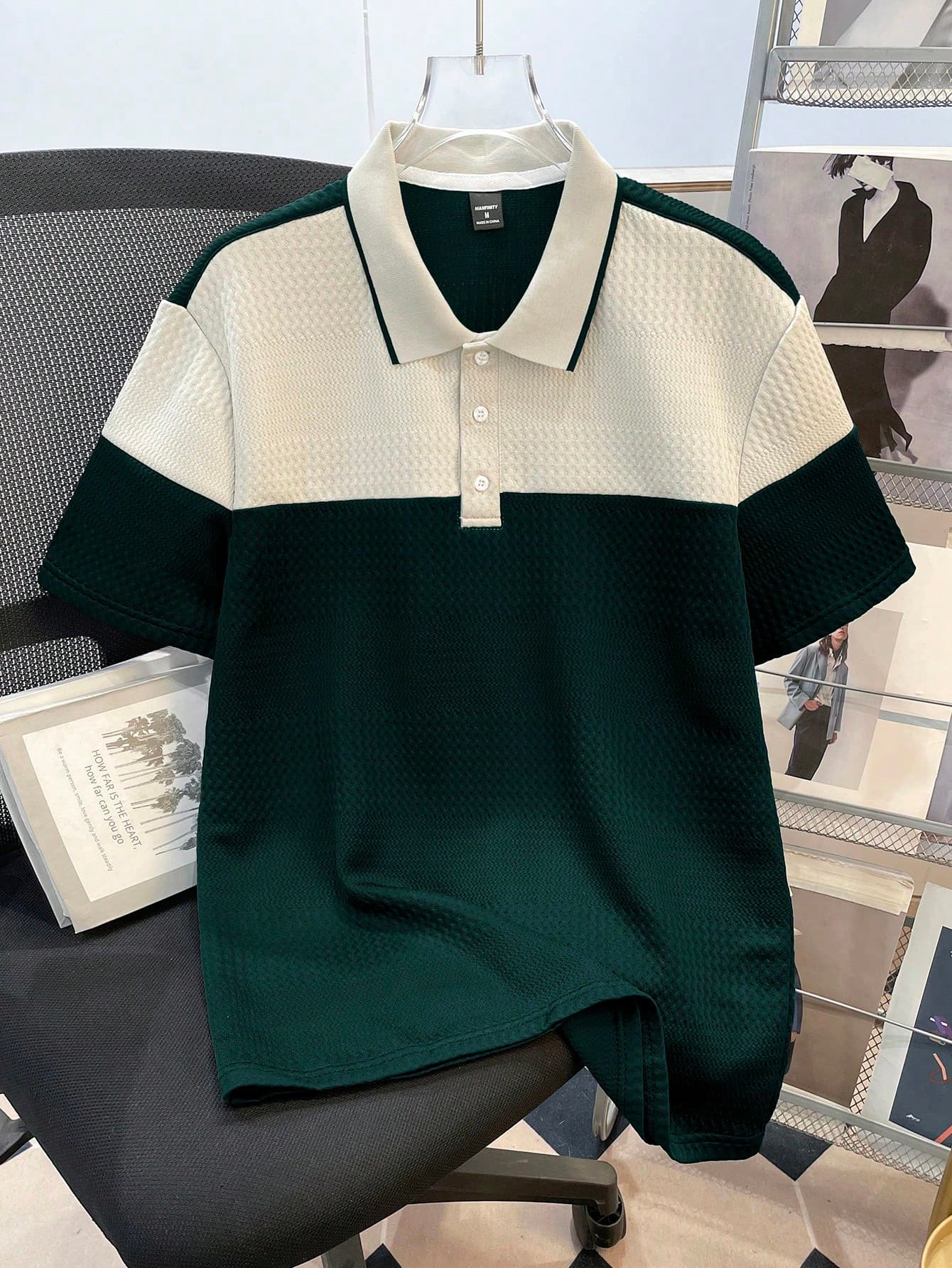 Manfinity Joysei Men's Casual Everyday Contrast Color Quarter Button Short Sleeve Polo Shirt, Summer