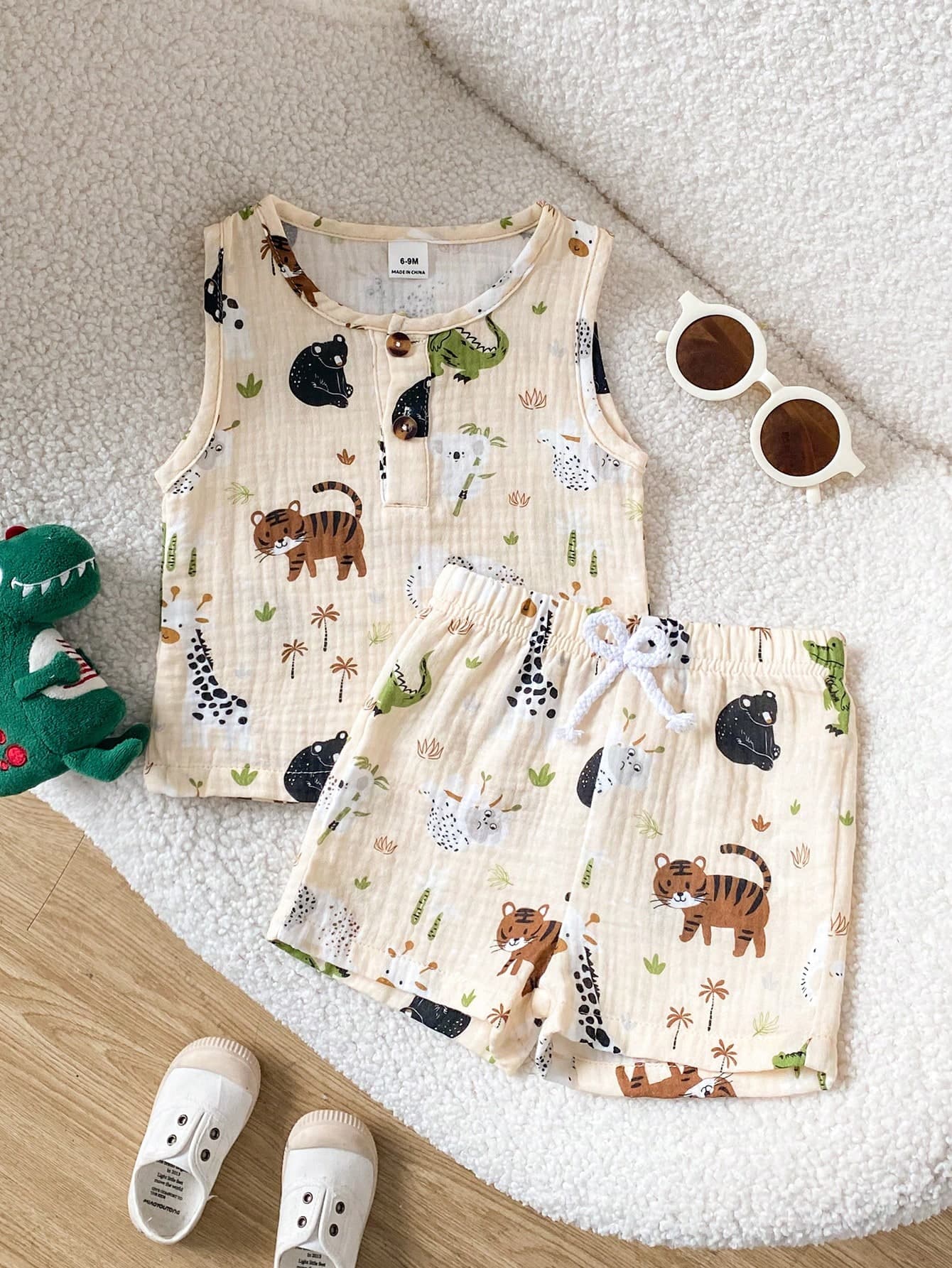 SHEIN Playful Pals 2pcs/Set Cute Whale Print Short Sleeve Outfit For Baby Boys