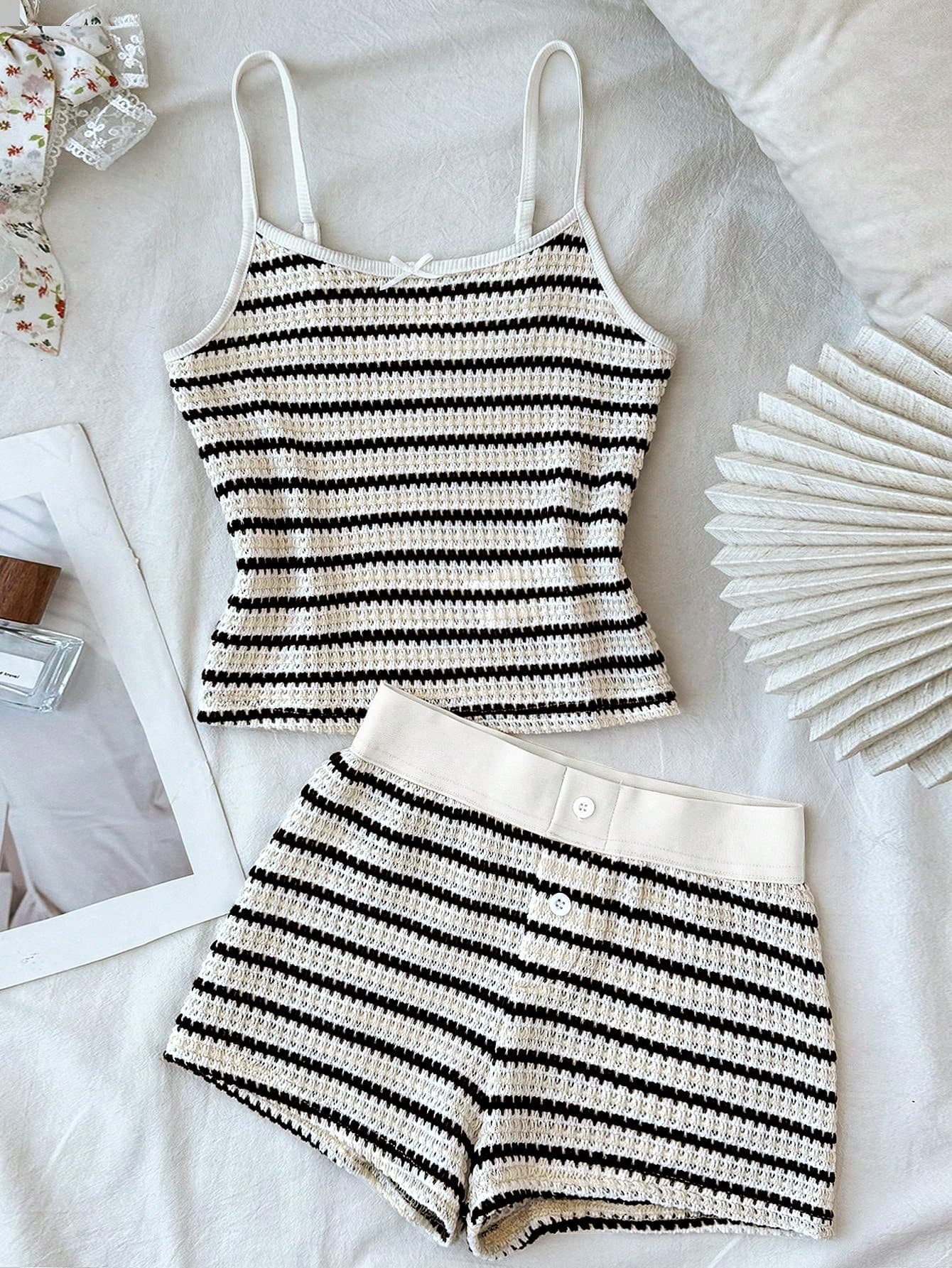 SHEIN Tween Girl Knit Striped Jacquard Bow Camisole & Shorts Set