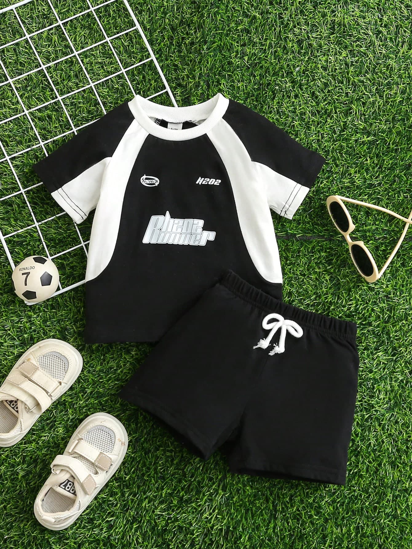 SHEIN Playful Pals 2 Piece Toddler Boy Kids Outfit Sets Black And White Contrast Color Block Letter Print Raglan T-Shirts And Shorts Summer Casual Beach Activewear
