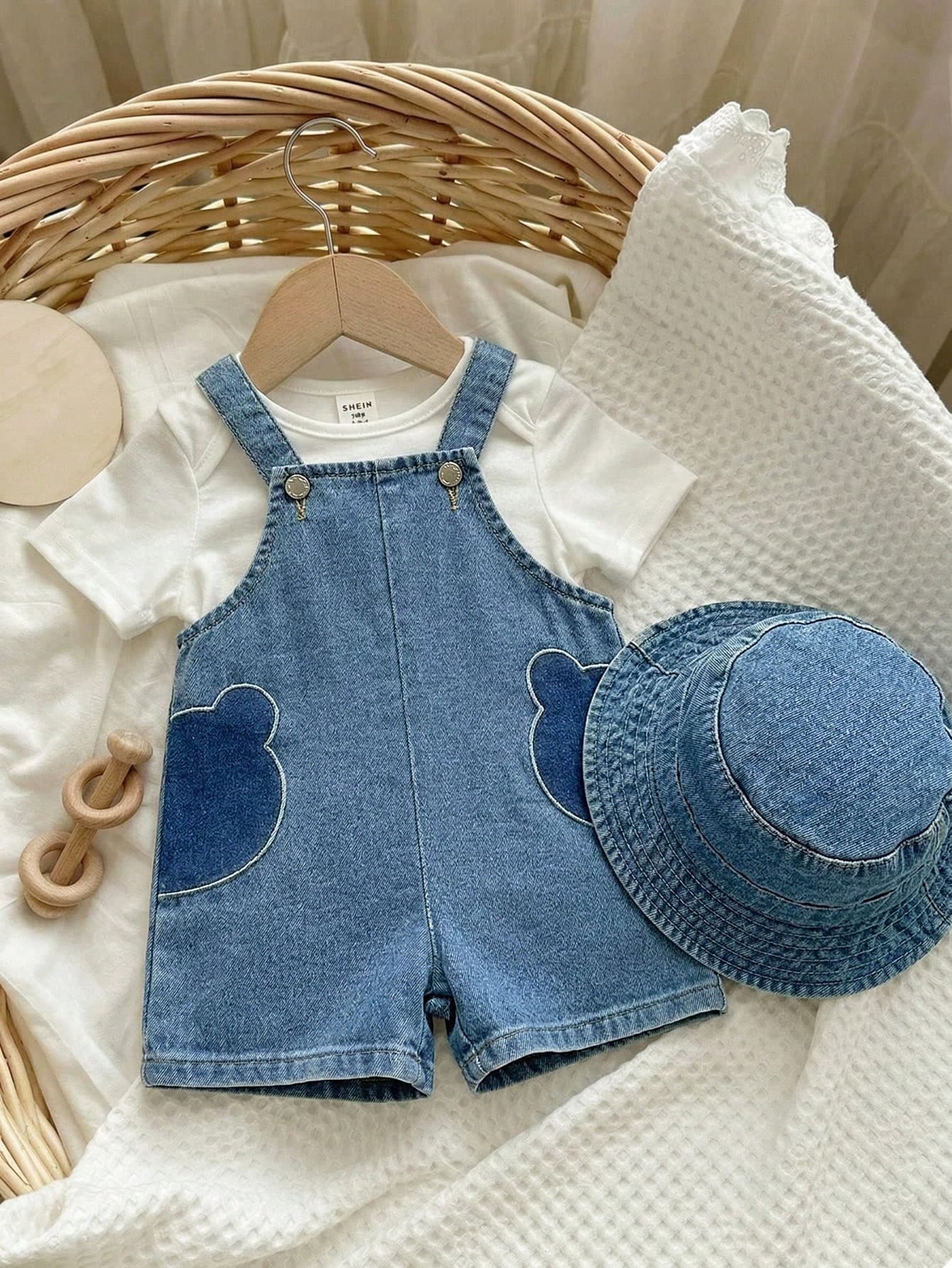 Baby/Toddler Boys' New Fashion Casual Soft Cute Bear Embroidery Loose Fit Denim Bib Shorts Overalls Jumpsuit Spring Summer,For Baby Boys Spring/Summer Dailywear Outfits,Boys Streetwear Outifits,Festival Outfits For Boys,Party Outfits For Baby Boys,Beach Outfits For Boys,Boys Graduation Outfit,Casual Boys Outfits,Summer Vacation Outfits For Boys,Graphic Jeans Boys,Toddler Jumpsuit ,2-Years-Old Boys Jumpsuit ,Casual Jumpsuit ,Summer Jumpsuit