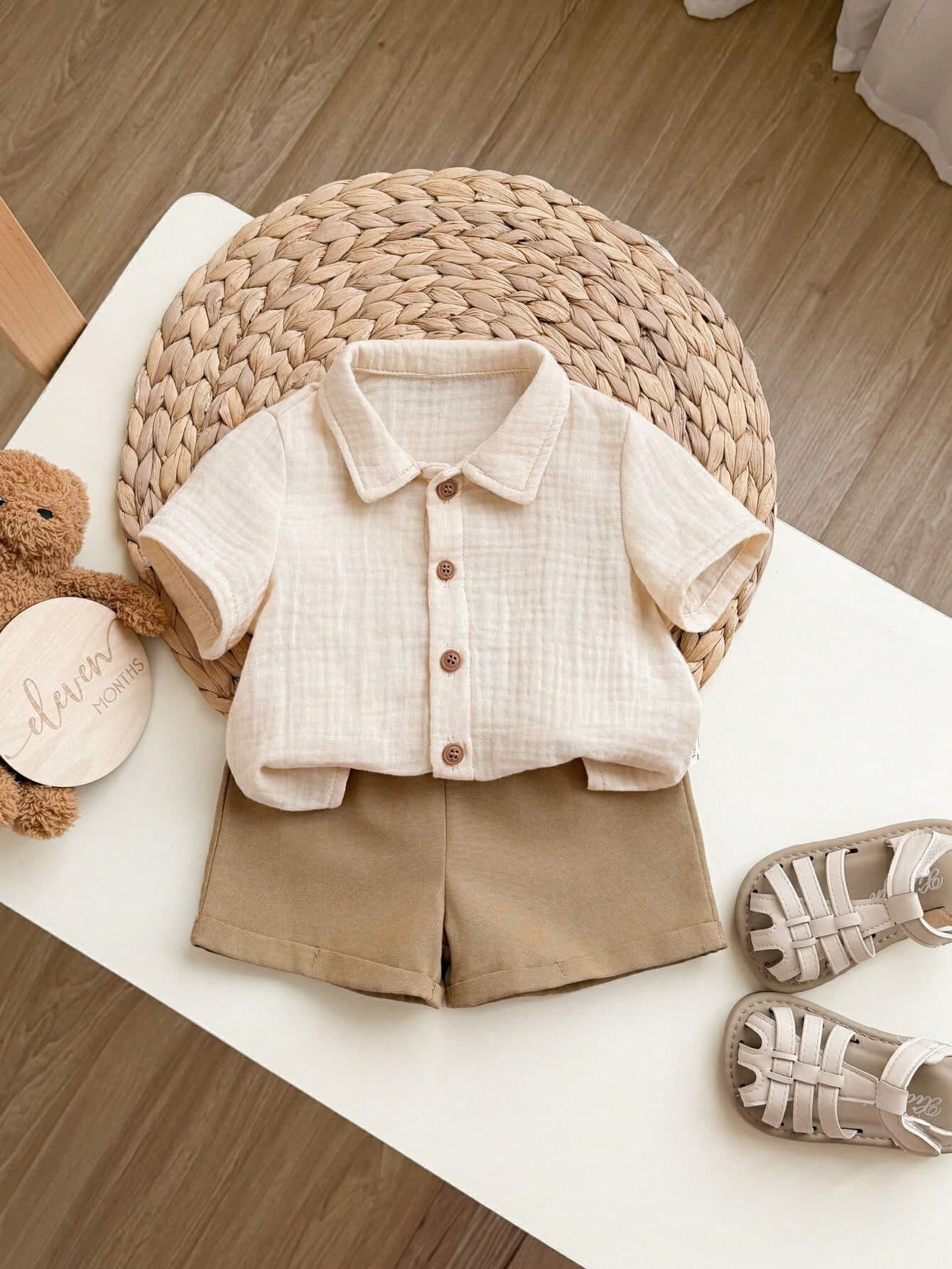2pcs Newborn Baby Boy Beige Summer Casual Vacation Solid Color Shirt And Shorts Set,Suitable For Birthday Party,Wedding,Baptism,Baby Shower Outfit