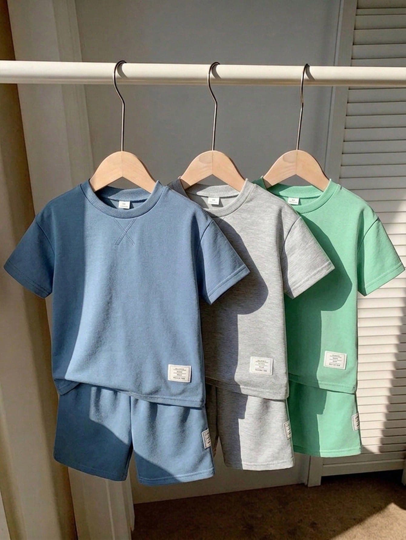 SHEIN Genkimix Kids 6pcs/Set Kids' Casual Minimalist Round Neck T-Shirt And Shorts Set, Summer Sports Outfit, 3 Colors (Gray, Black, White) Boy Summer Sets