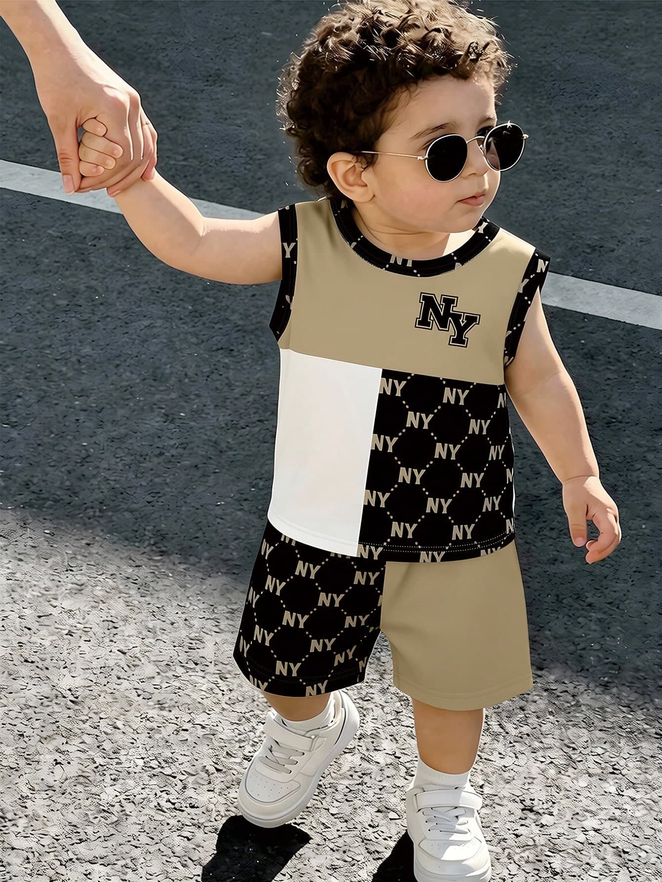 2pcs/Set Baby Boy Casual Vintage Floral Print Round Neck Vest Top And Printed Shorts Set, Suitable For Outdoor Wear In Summer