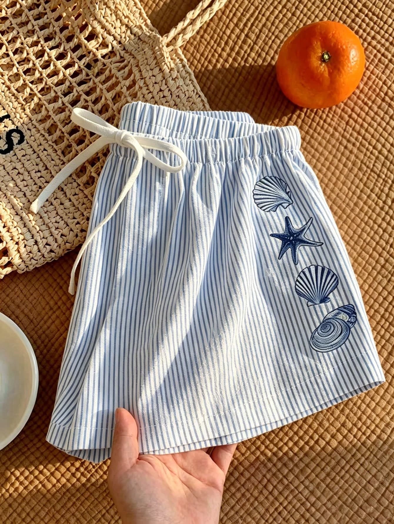 SHEIN Franclia Women's Drawstring Waist Striped Casual Loose Shorts