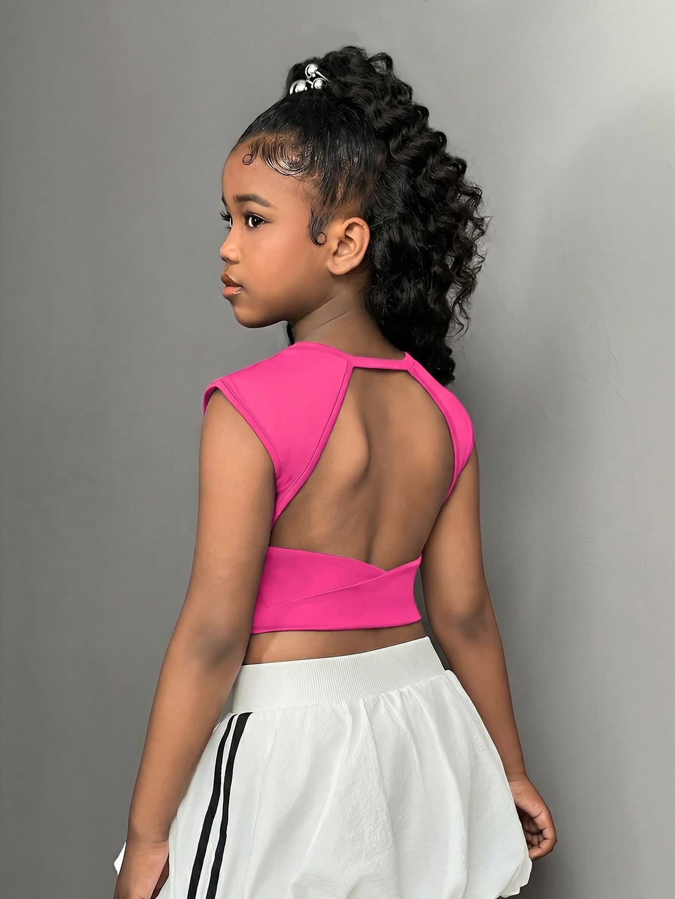 SHEIN Tween Girls' Casual Sports Round Neck Backless Short Sleeve T-Shirt, Summer