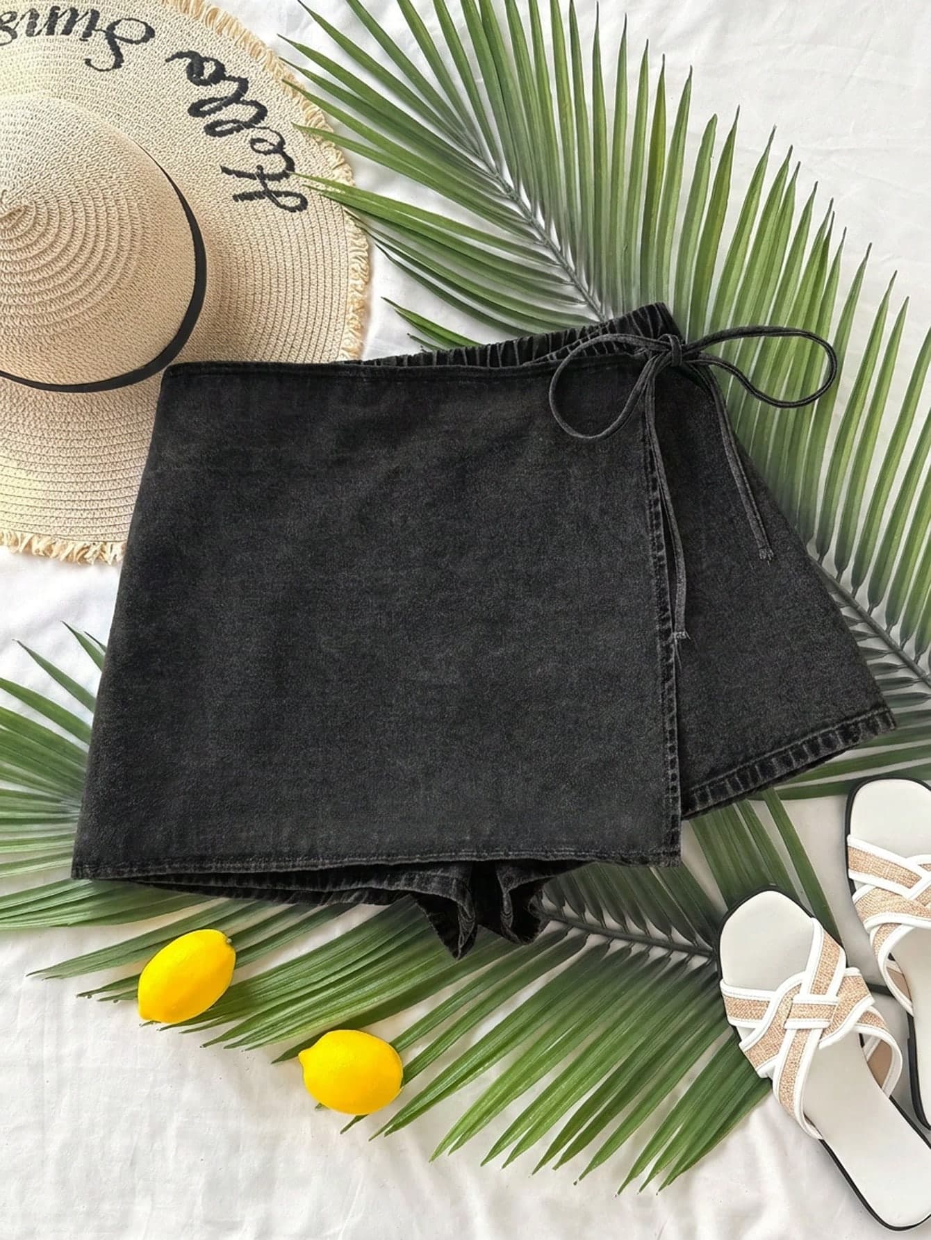 Soleia Plus Size Women Street Style Fashion Lace-Up Denim Shorts