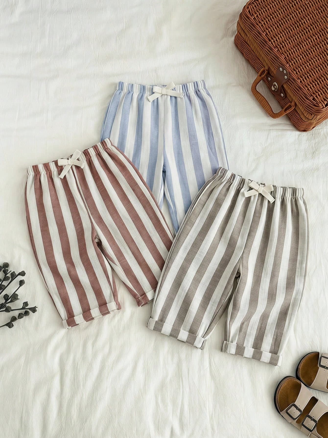 SHEIN 3pcs/Set Unisex Baby Clothes, Baby Boy Casual Cute Versatile Striped Ribbon Decor Elastic Waist Pants Set